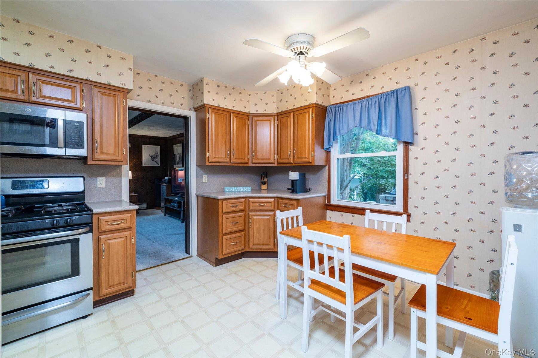 87 Woods Avenue — photo 8