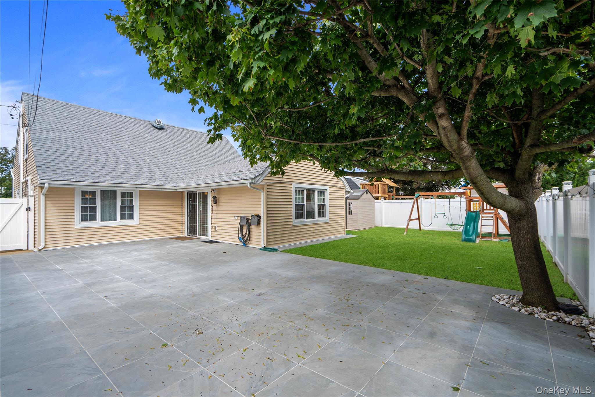 79 Albatross Road — photo 26
