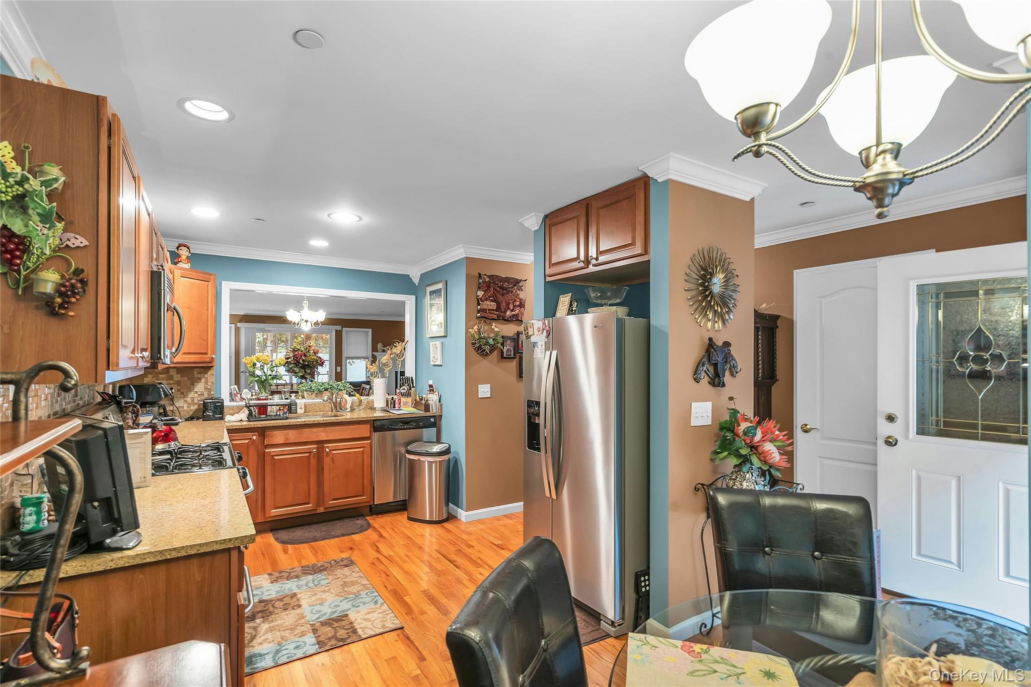 176 Merrick Road #10 — photo 15