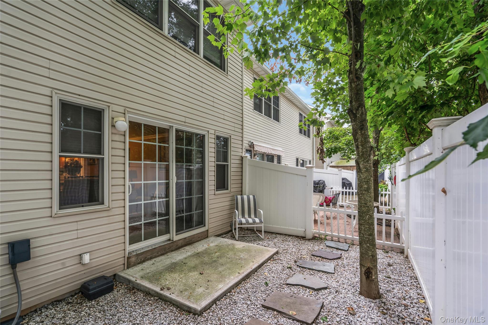 176 Merrick Road #10 — photo 6