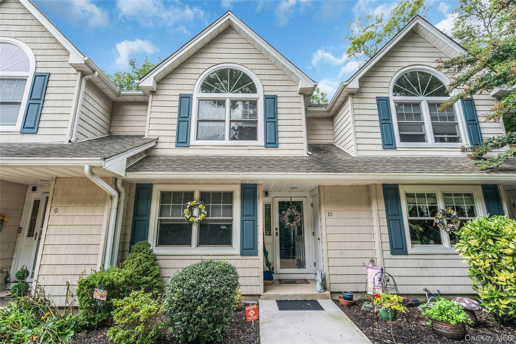 176 Merrick Road #10, Amityville