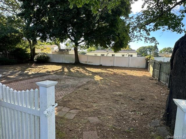 28 Continental Drive — photo 4