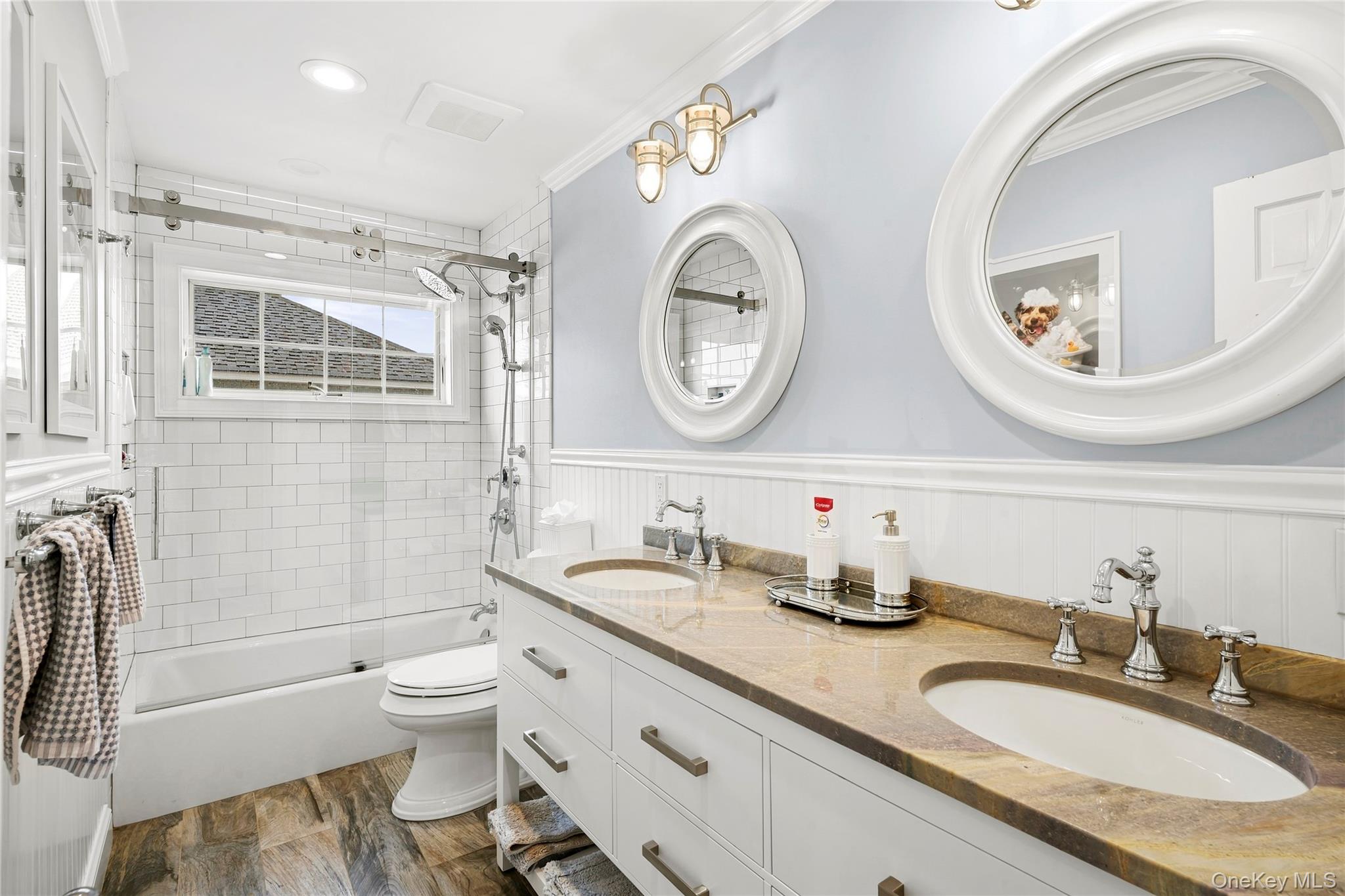 697 Dune Road — photo 19