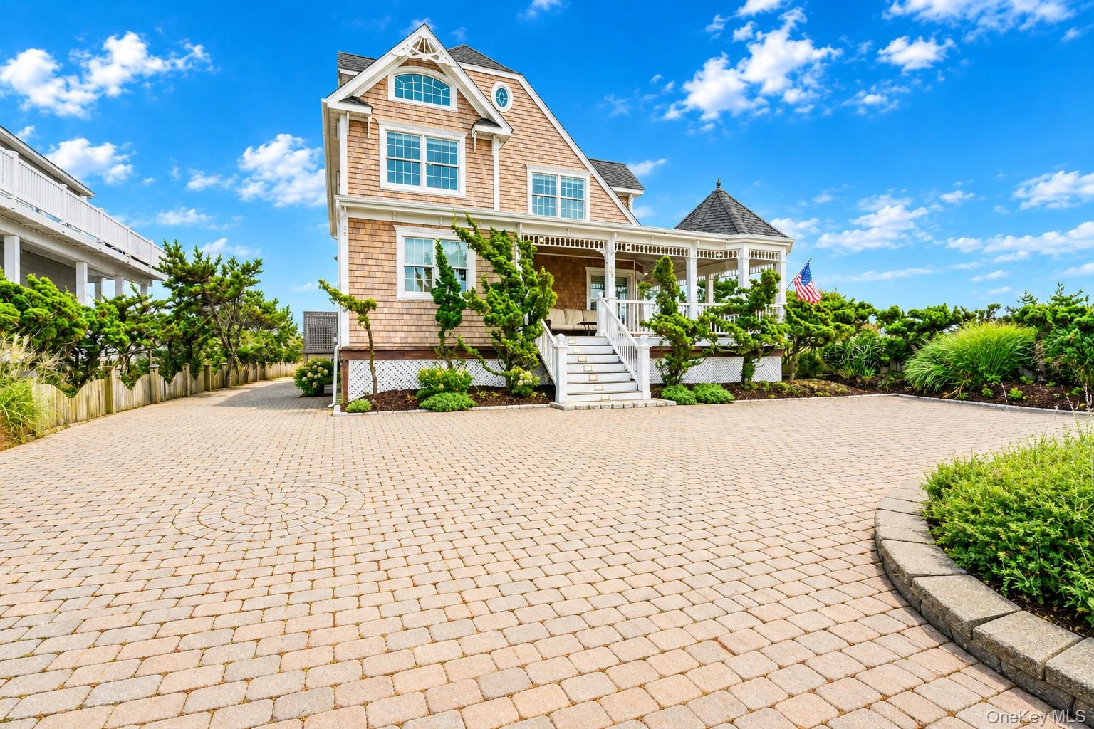 697 Dune Road — photo 7