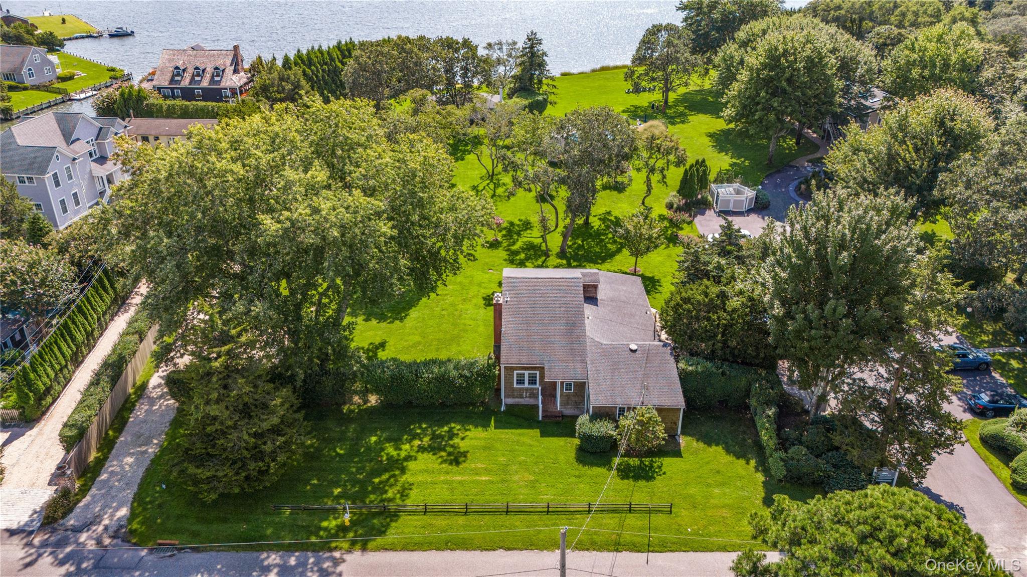 70 Middle Pond Road #22, Southampton
