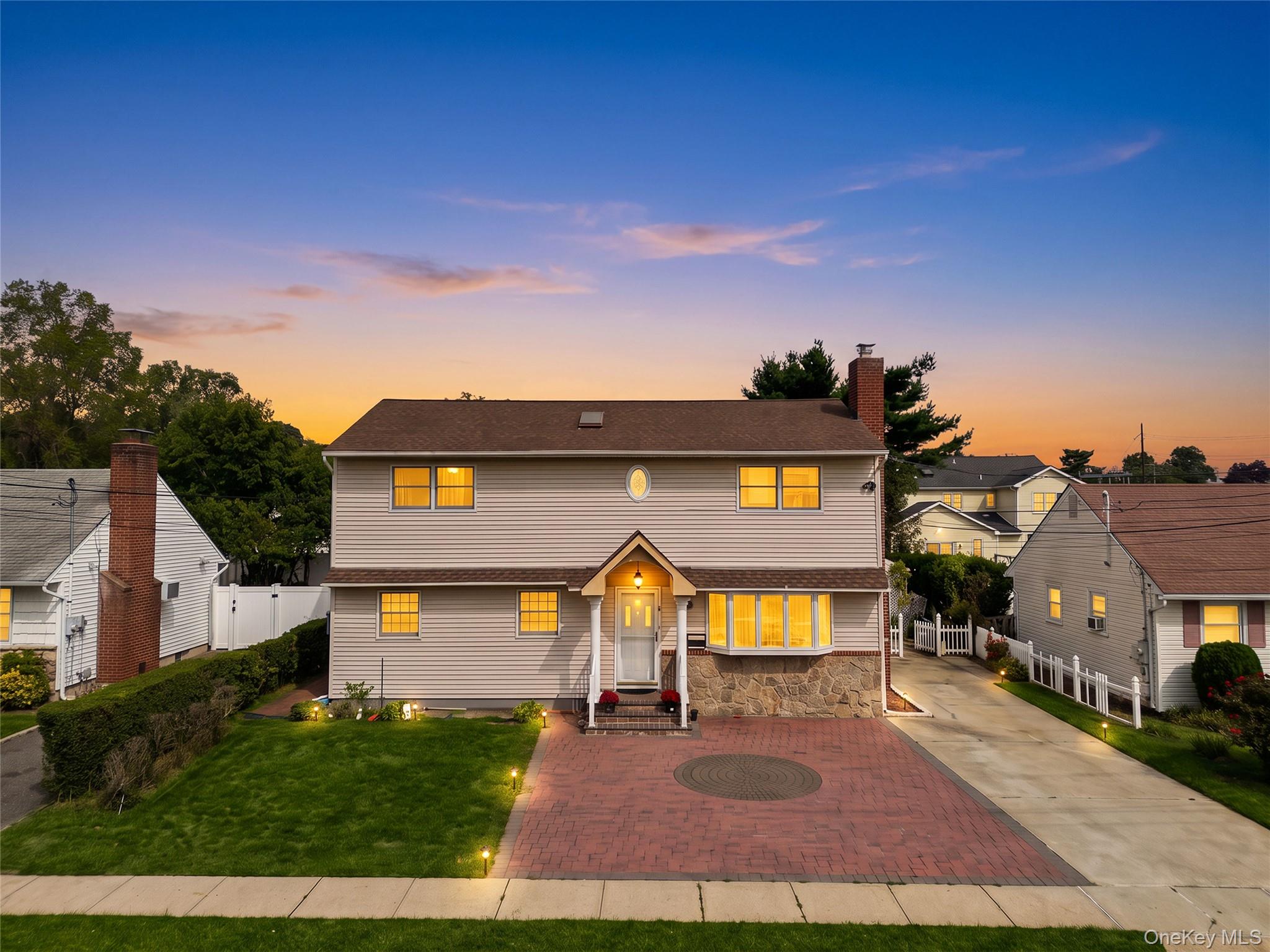 234 Nevada Street, Hicksville