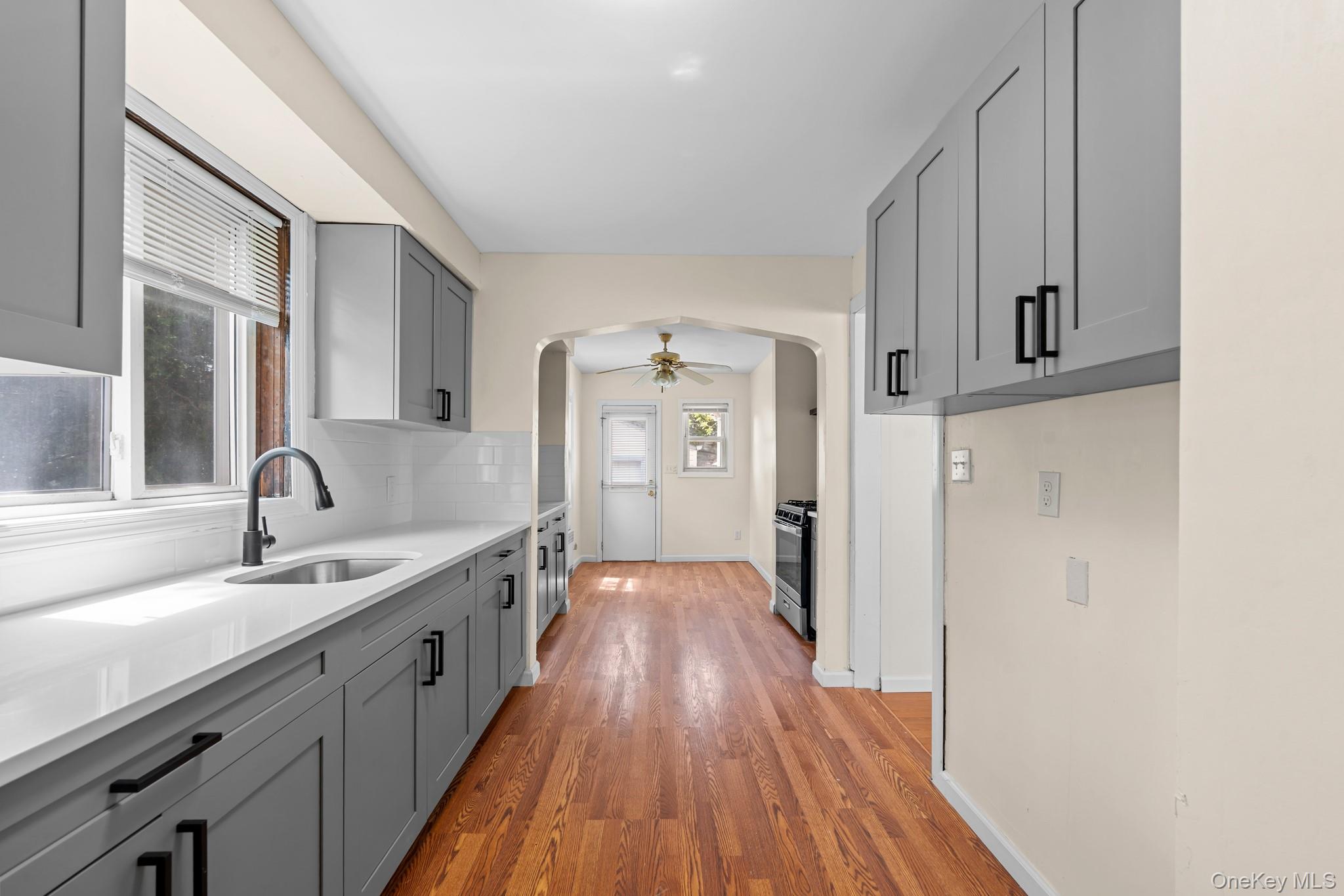1 Lewis Place — photo 2