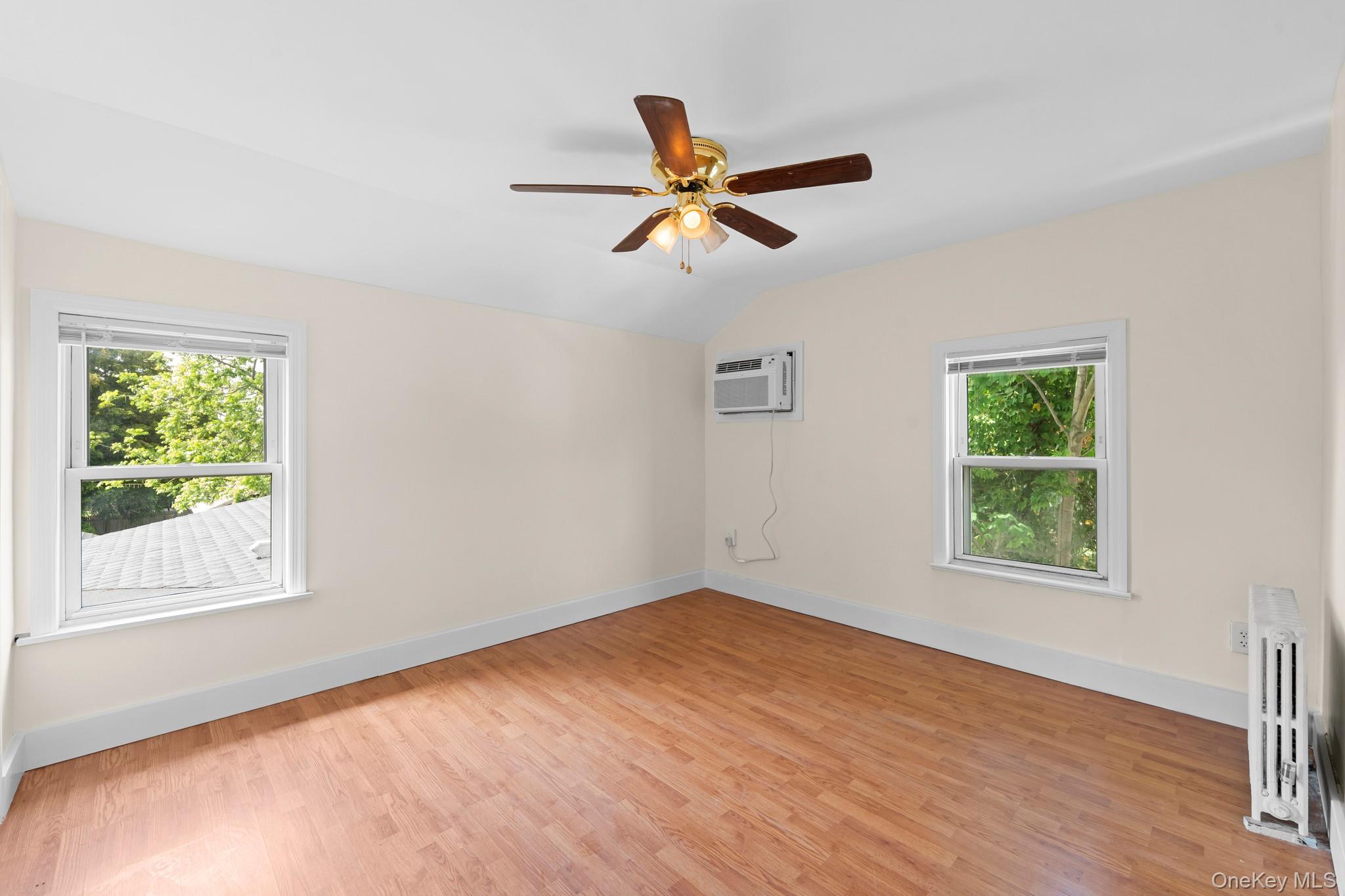 1 Lewis Place — photo 9