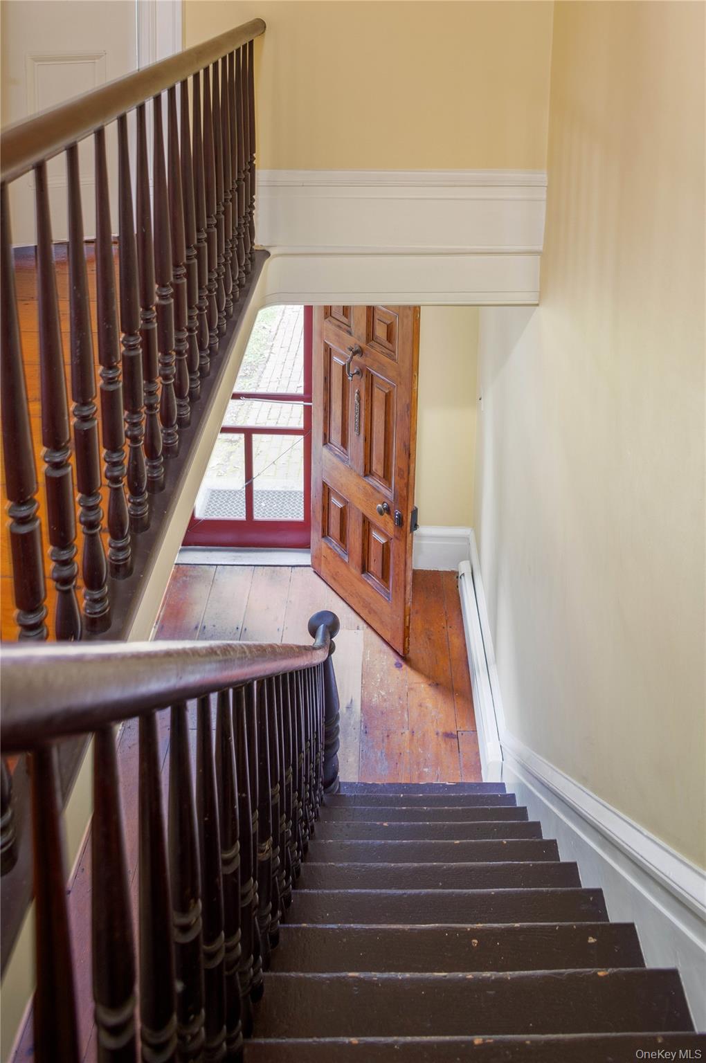 750 Reeve Avenue — photo 16