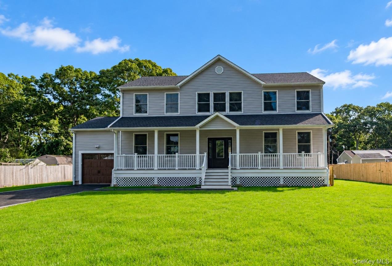 71 Stuyvesant Avenue, Mastic