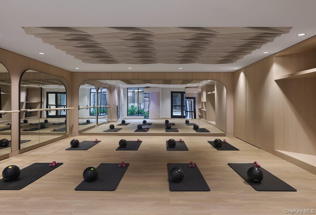 100 Boardwalk #1006A — photo 16