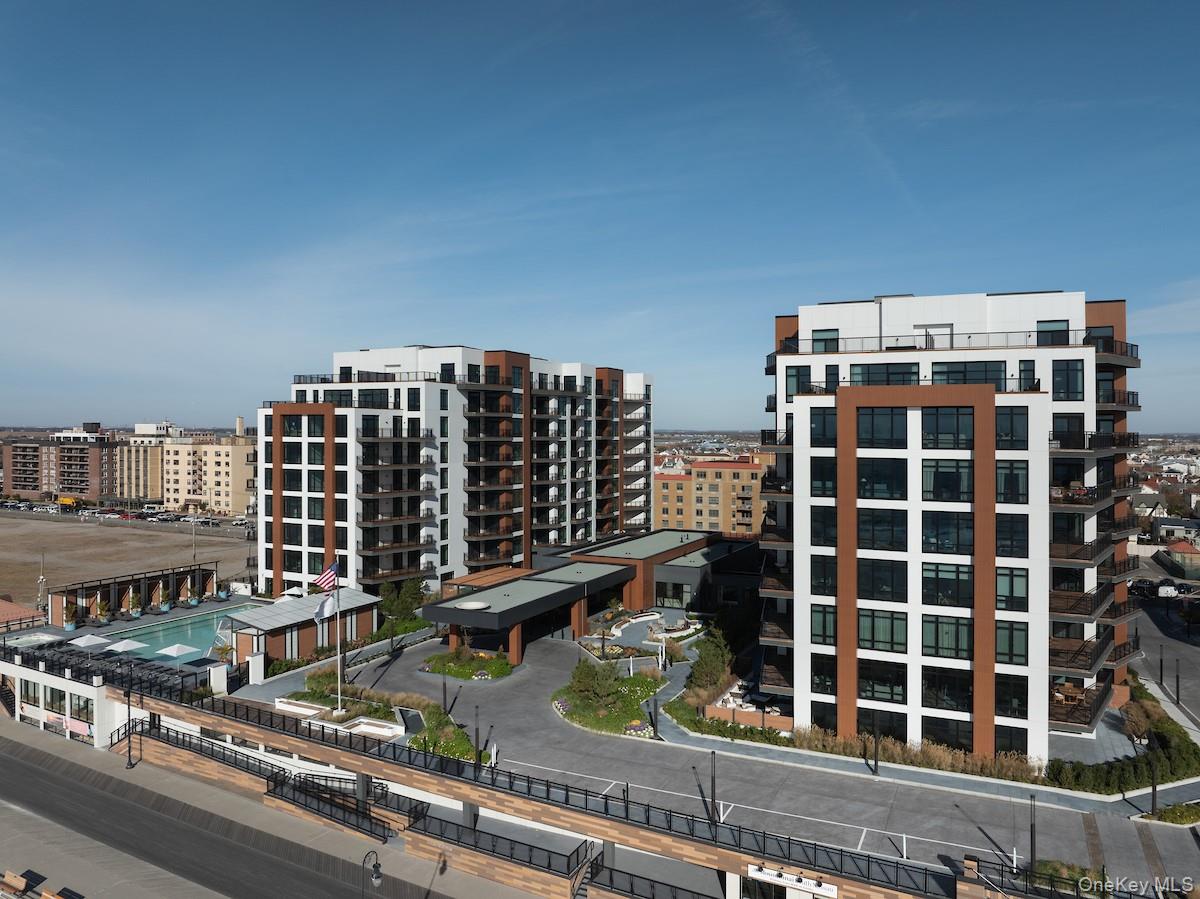 140 Boardwalk #PH6 B — photo 38
