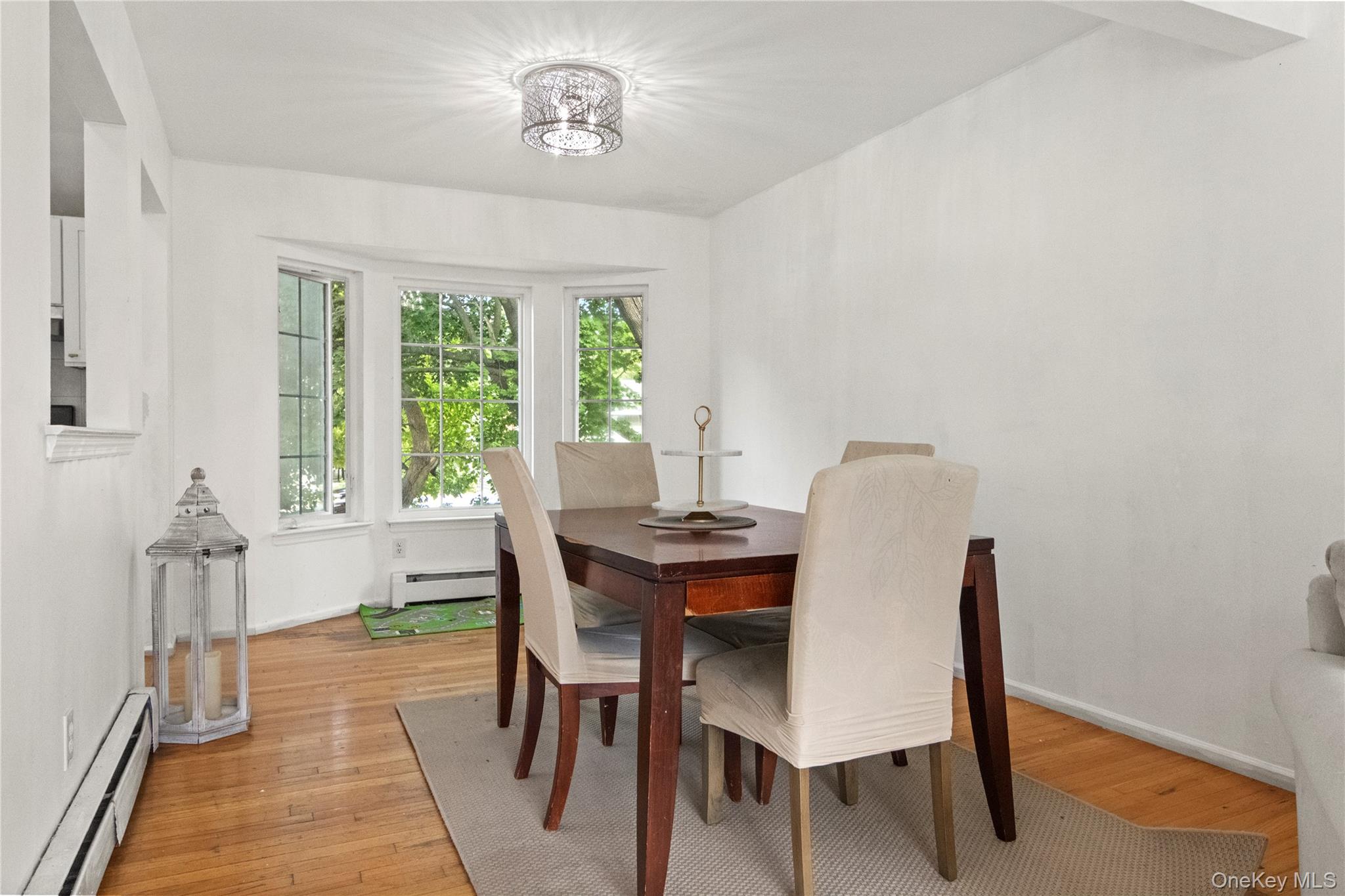 1056 Arthur Street — photo 14