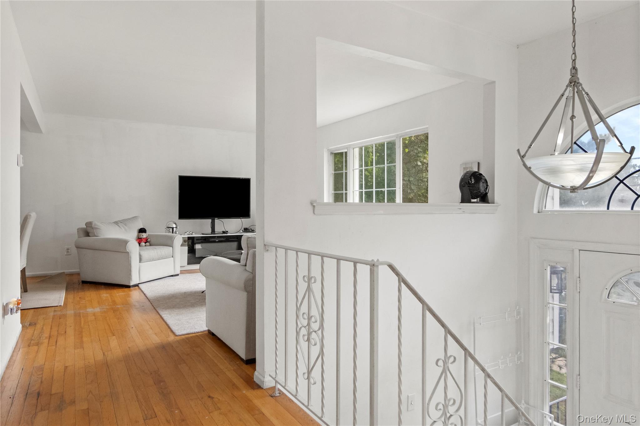 1056 Arthur Street — photo 15