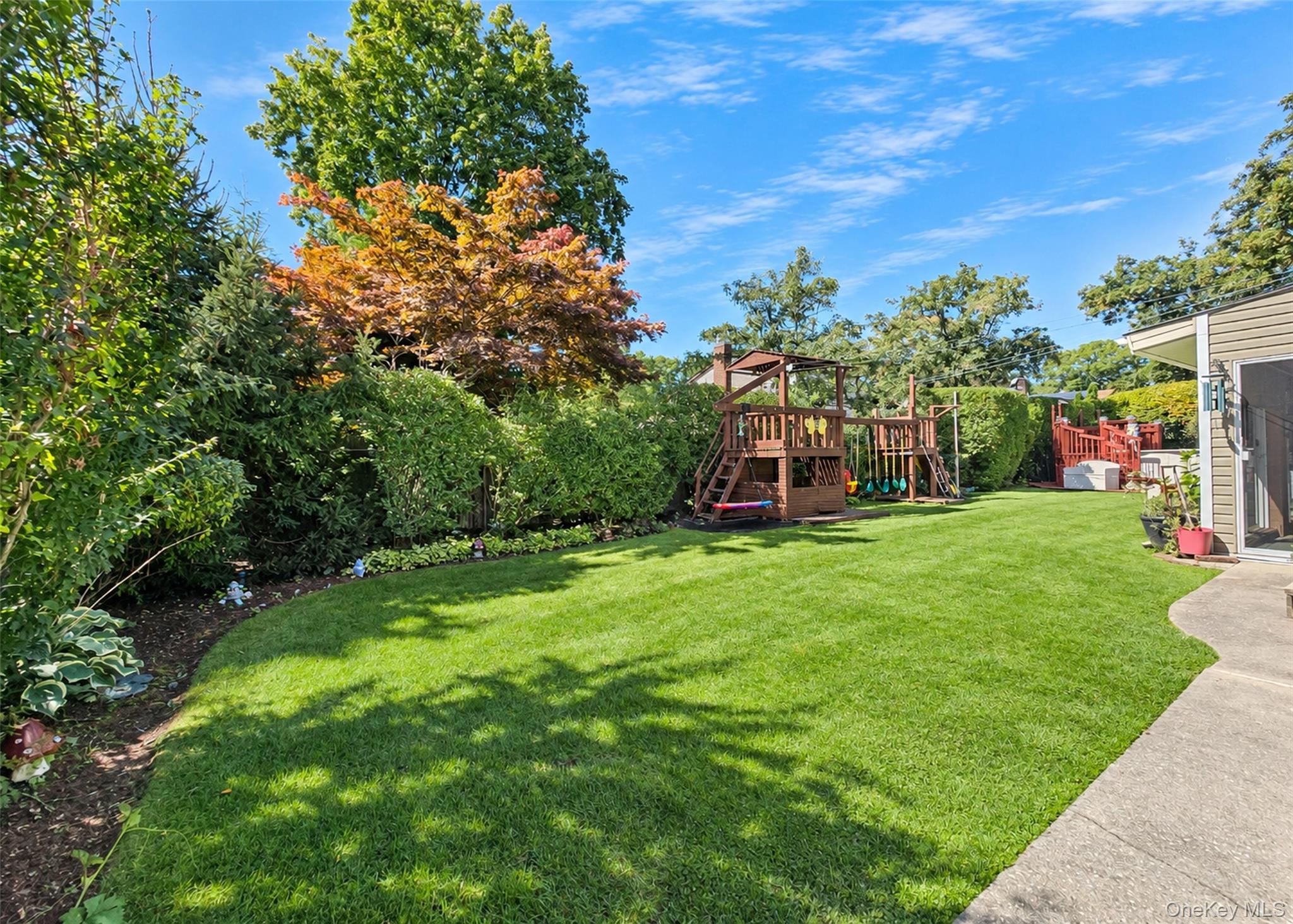 122 Evergreen Avenue — photo 23
