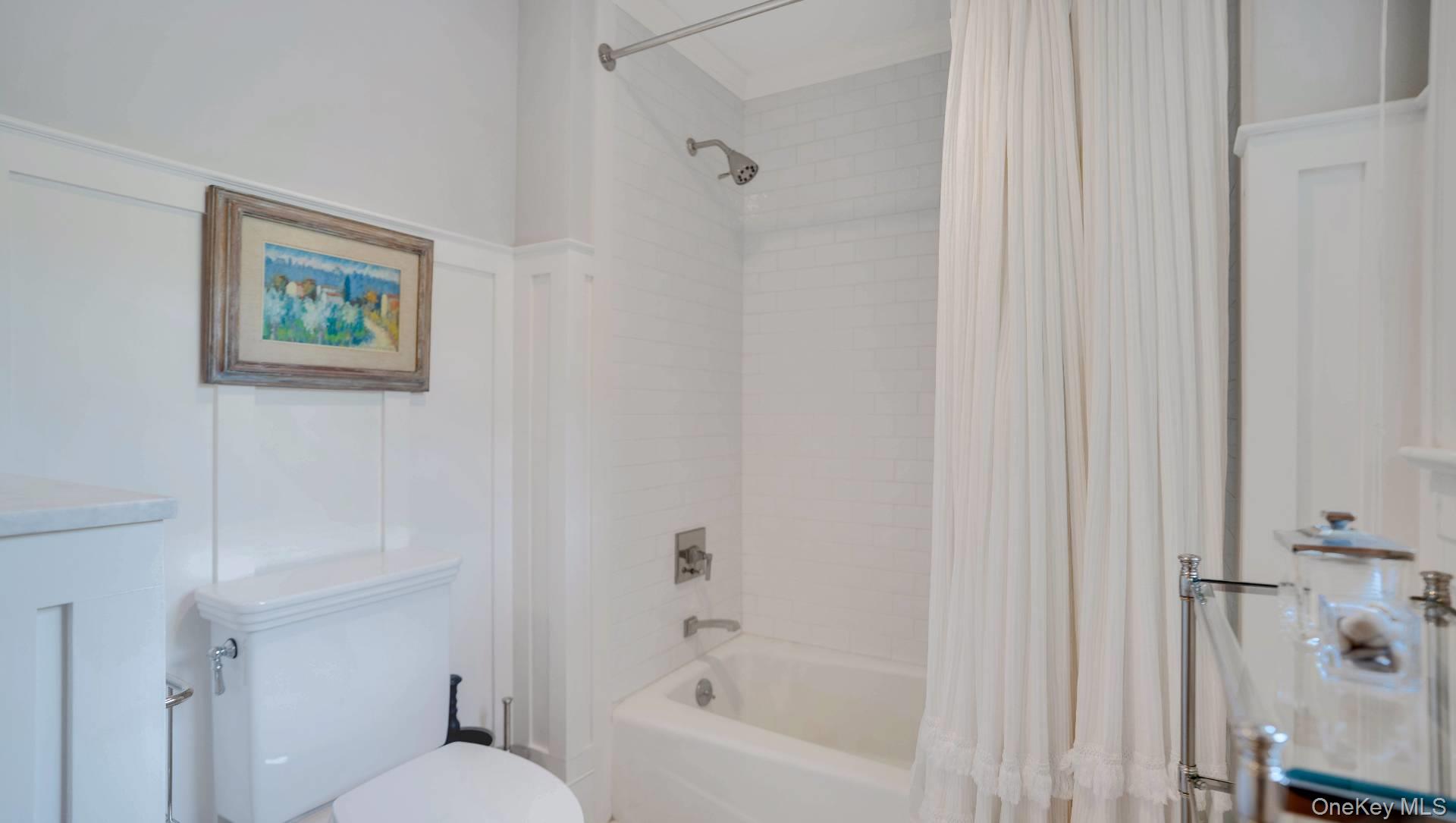 329 Georgica Road — photo 39
