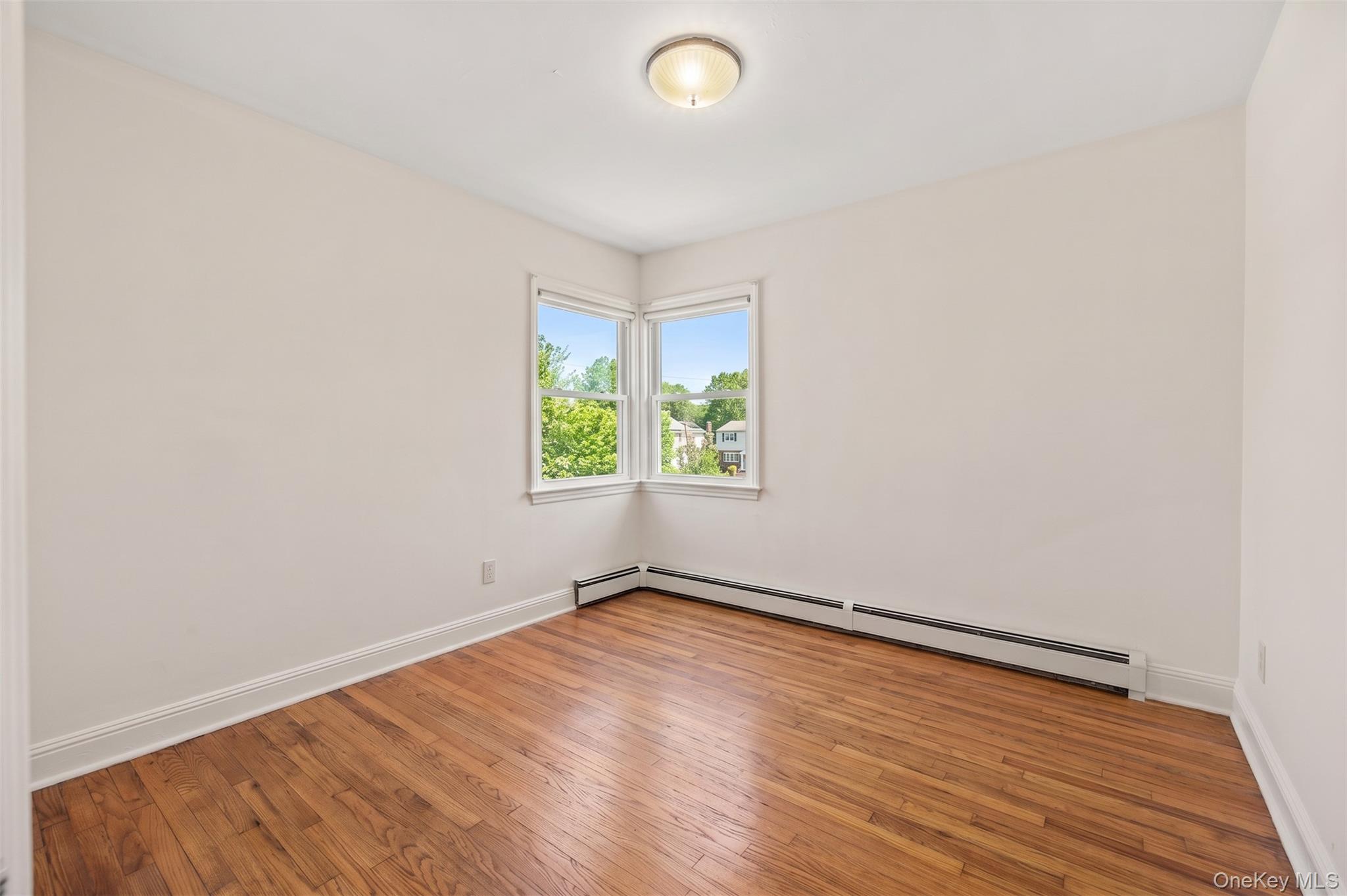 12 Benjamin Avenue — photo 13