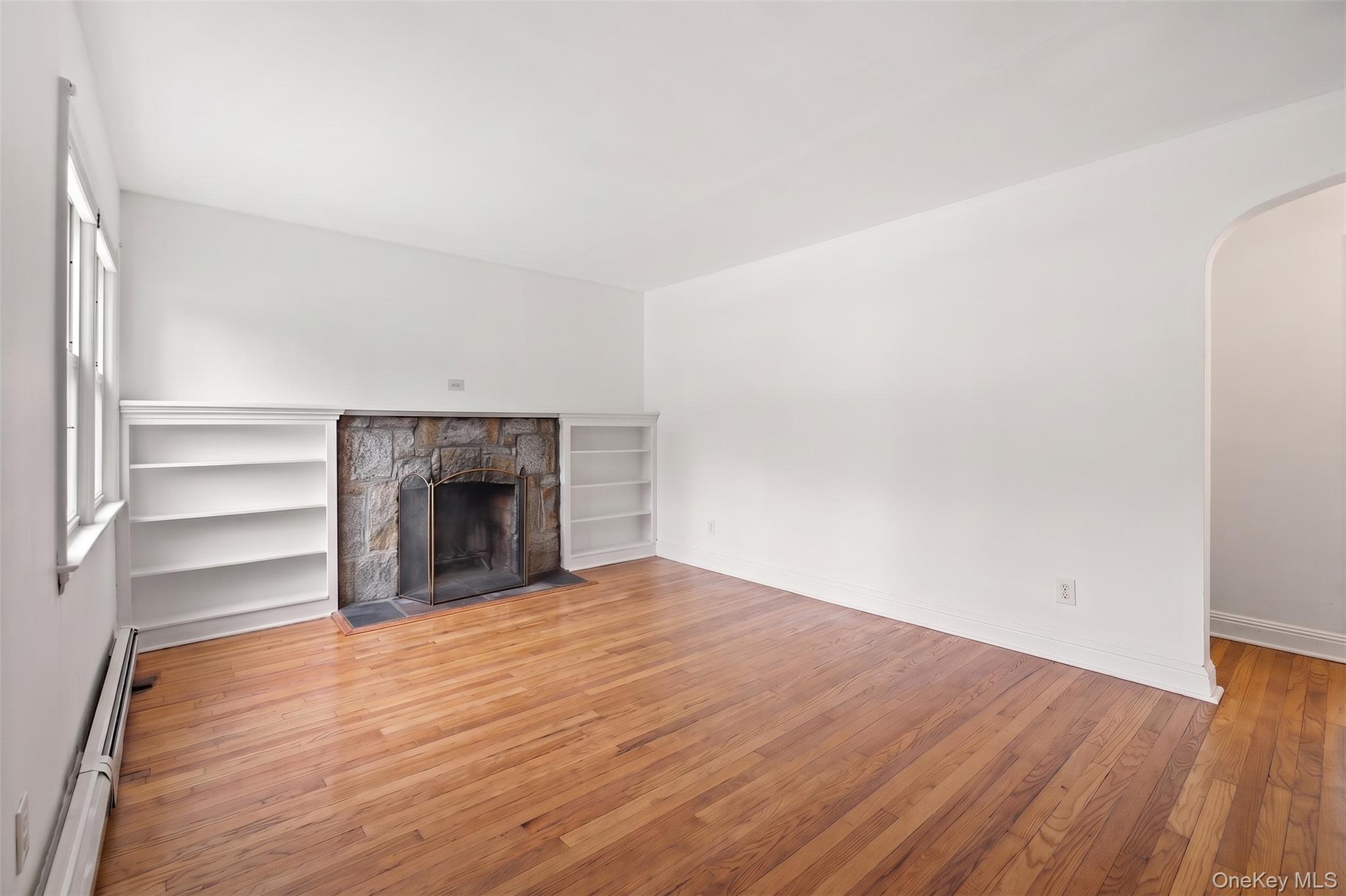 12 Benjamin Avenue — photo 6