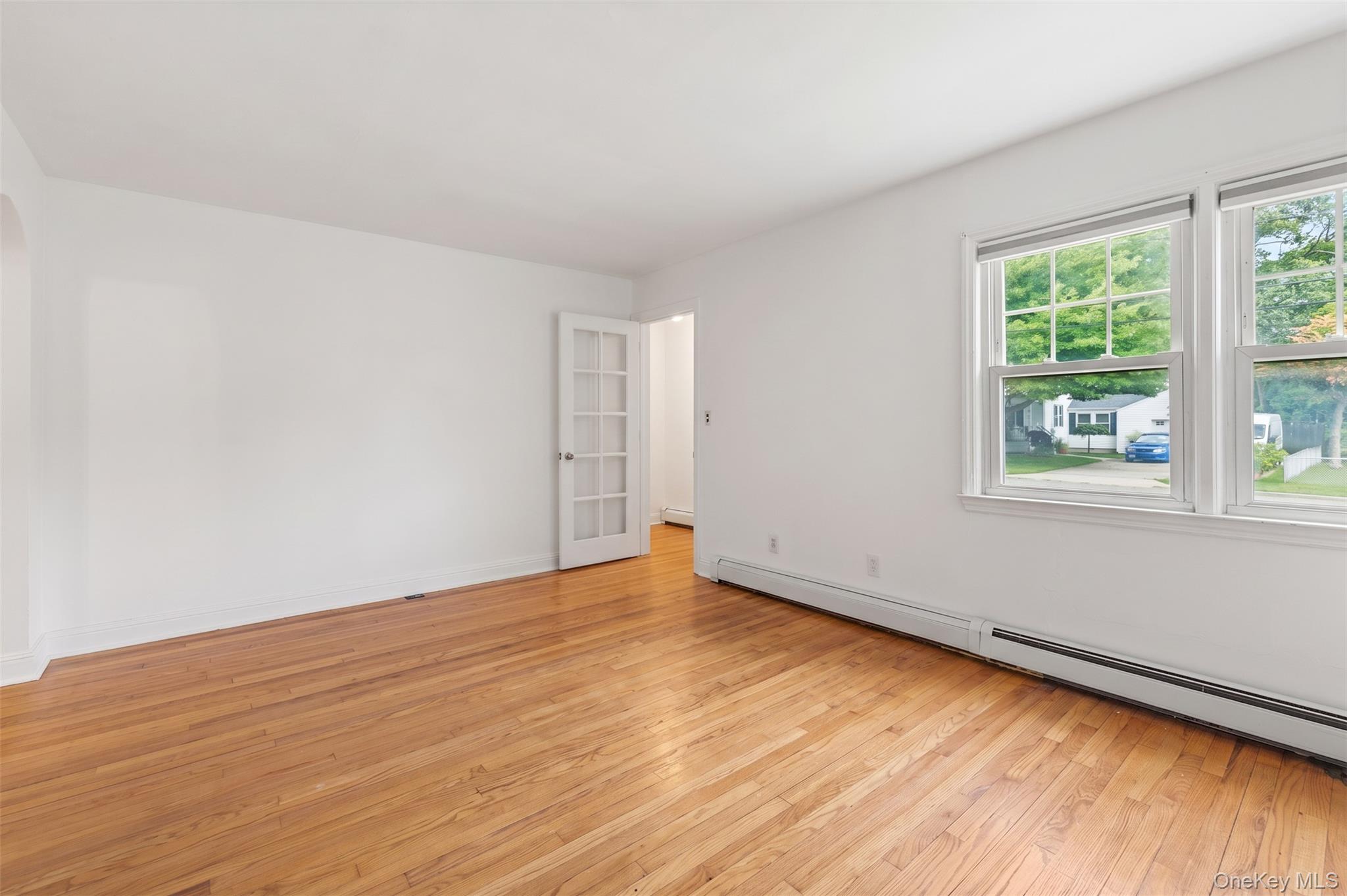 12 Benjamin Avenue — photo 8