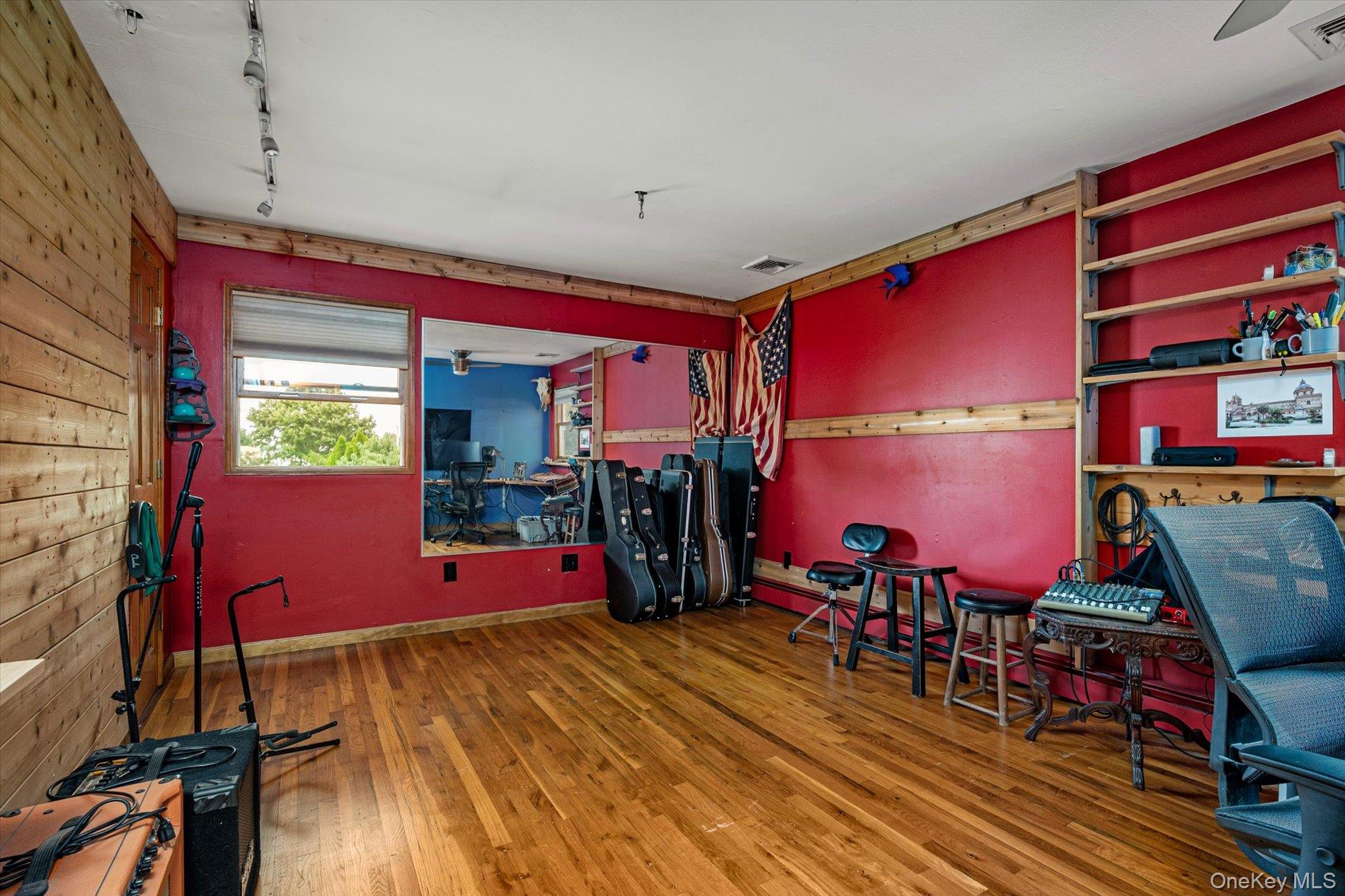 73 Anndom Court — photo 23