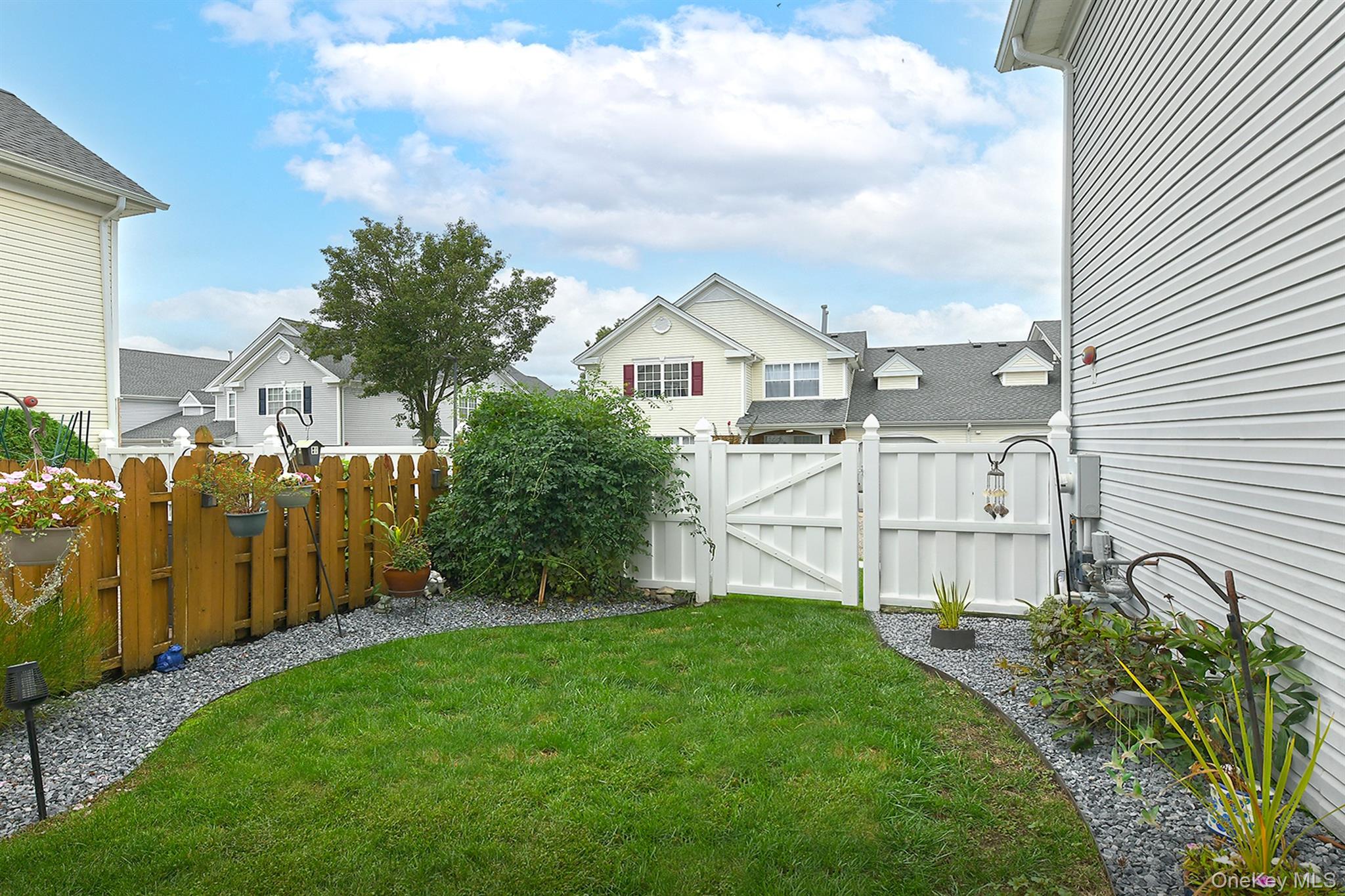 8 Lavern Drive — photo 27