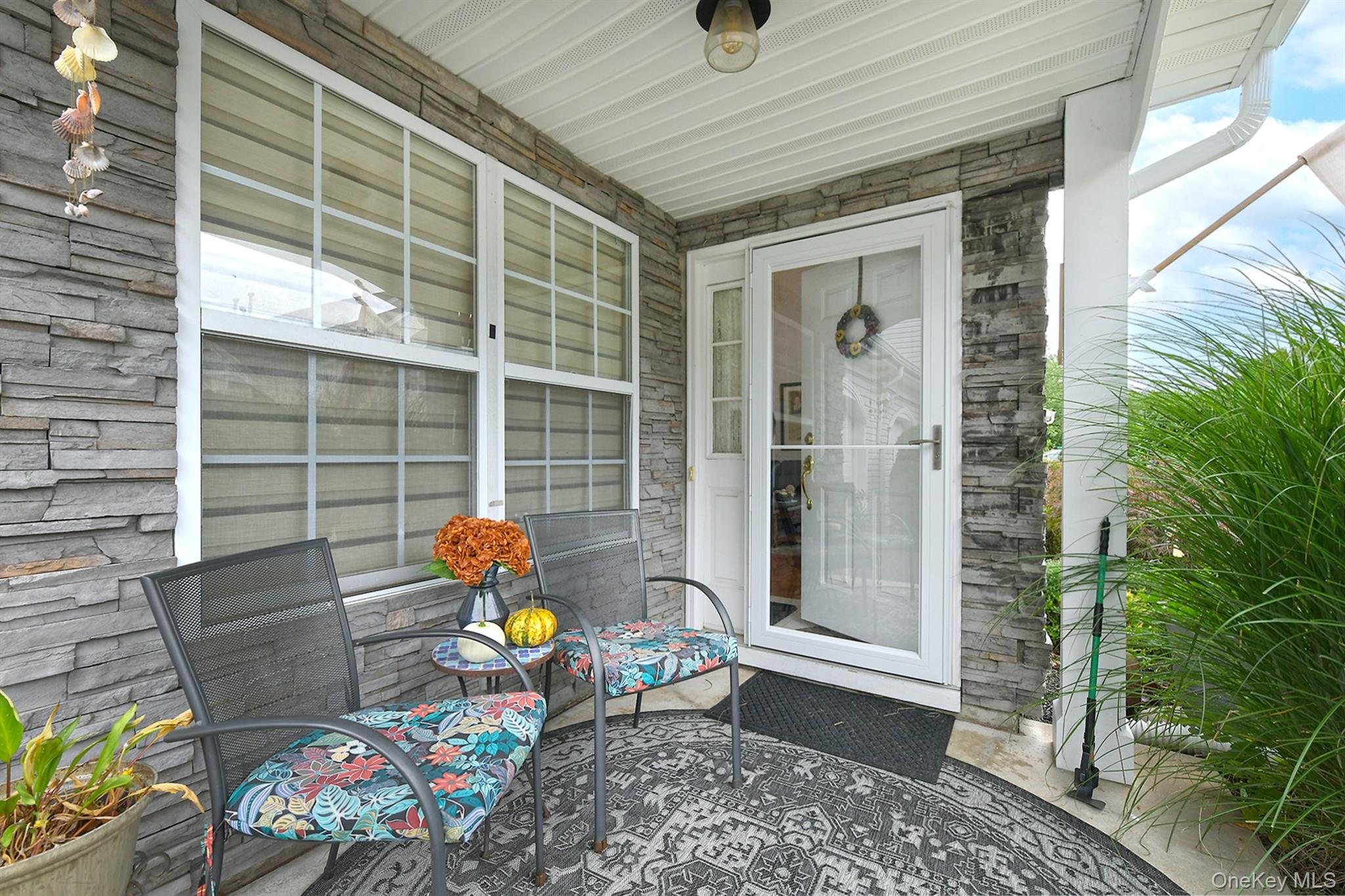 8 Lavern Drive — photo 5