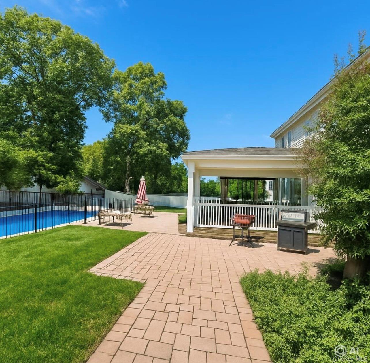 37 Howard Drive — photo 4