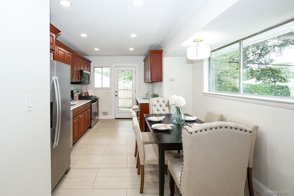21 Dewey Road — photo 9