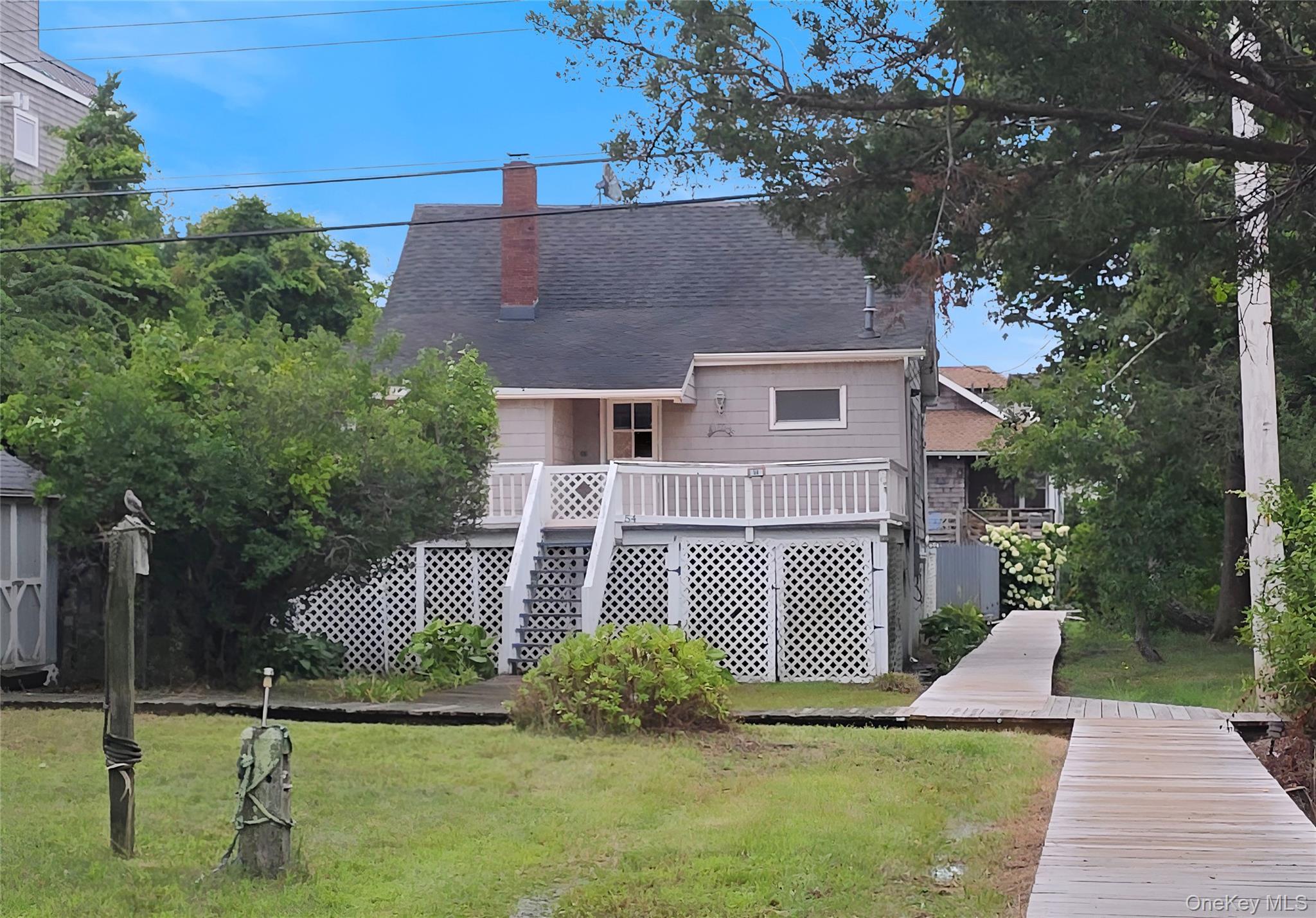 54 Oak Beach Road