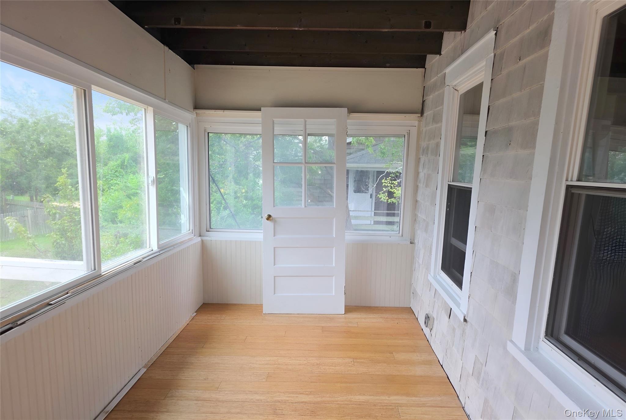 54 Oak Beach Road — photo 8