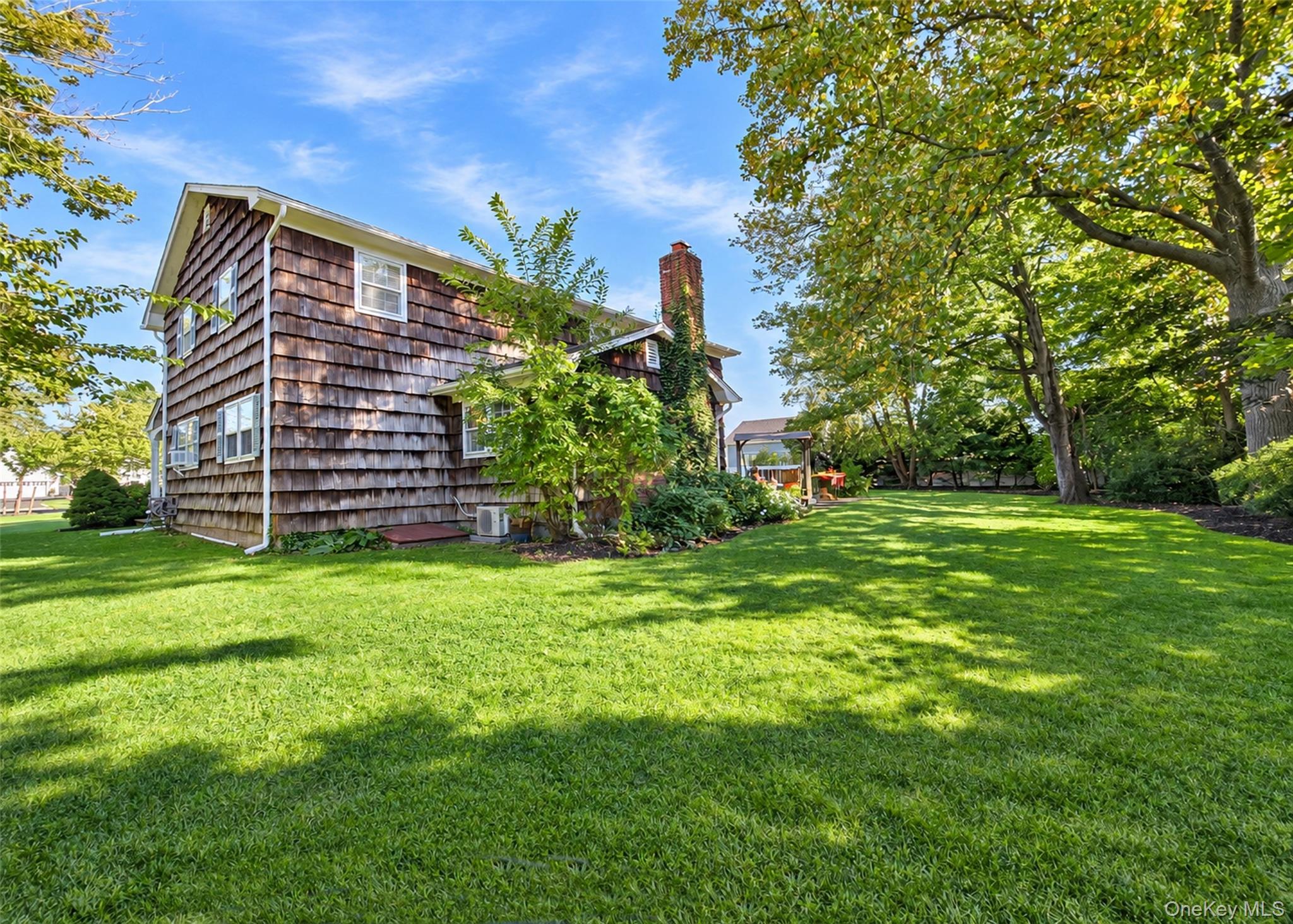 104 Benson Avenue — photo 31