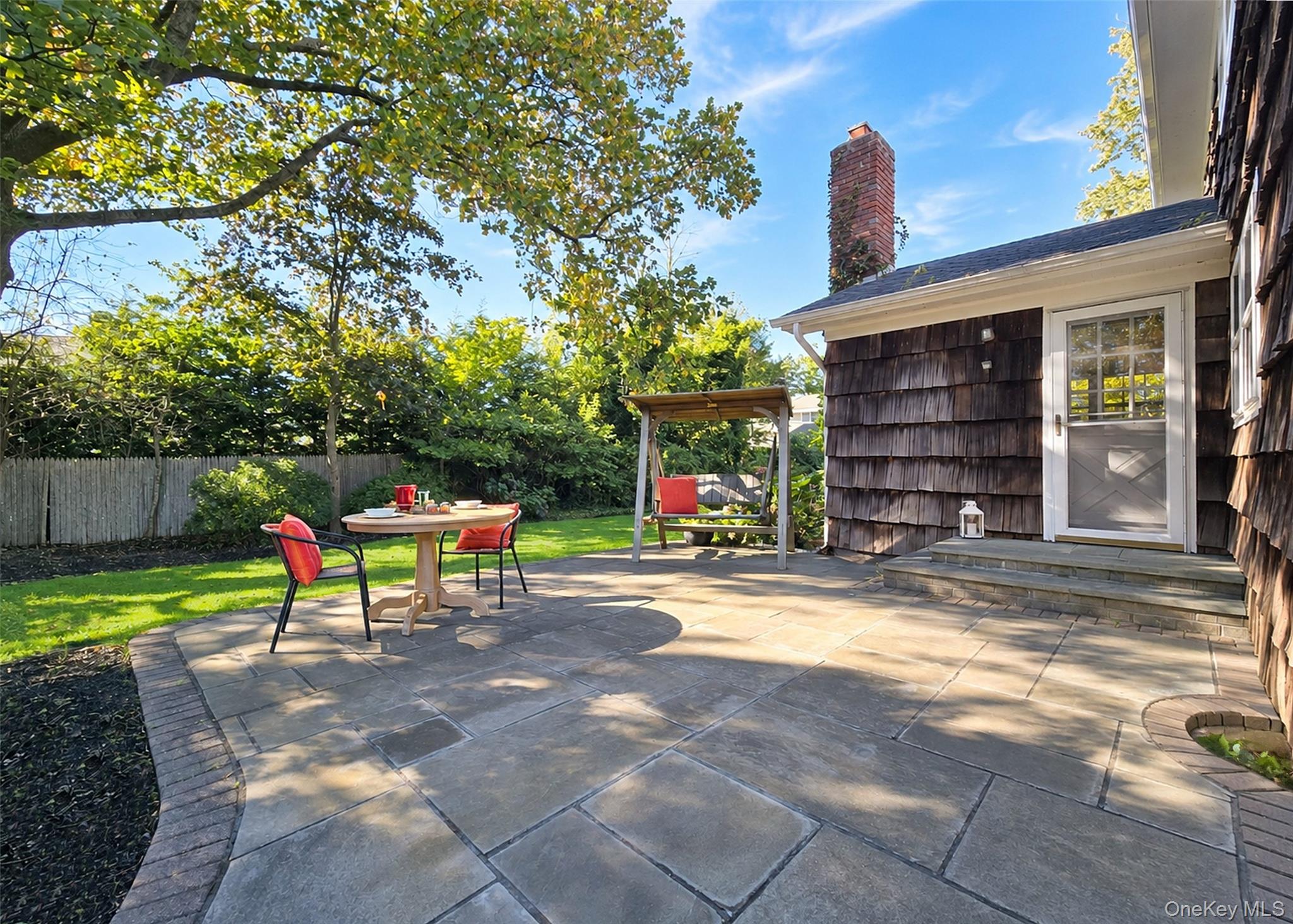 104 Benson Avenue — photo 32