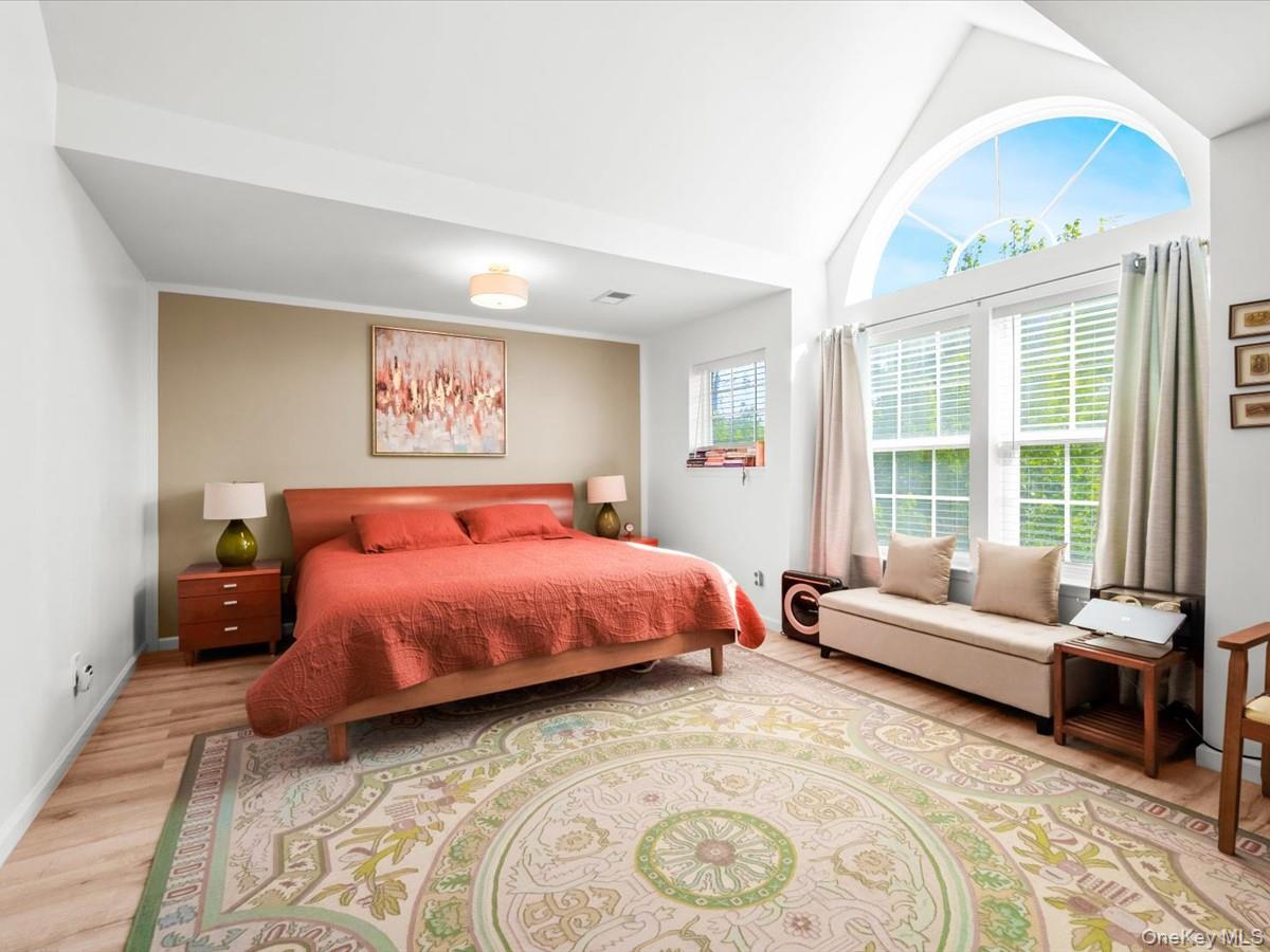 208 Hendrick Avenue — photo 14