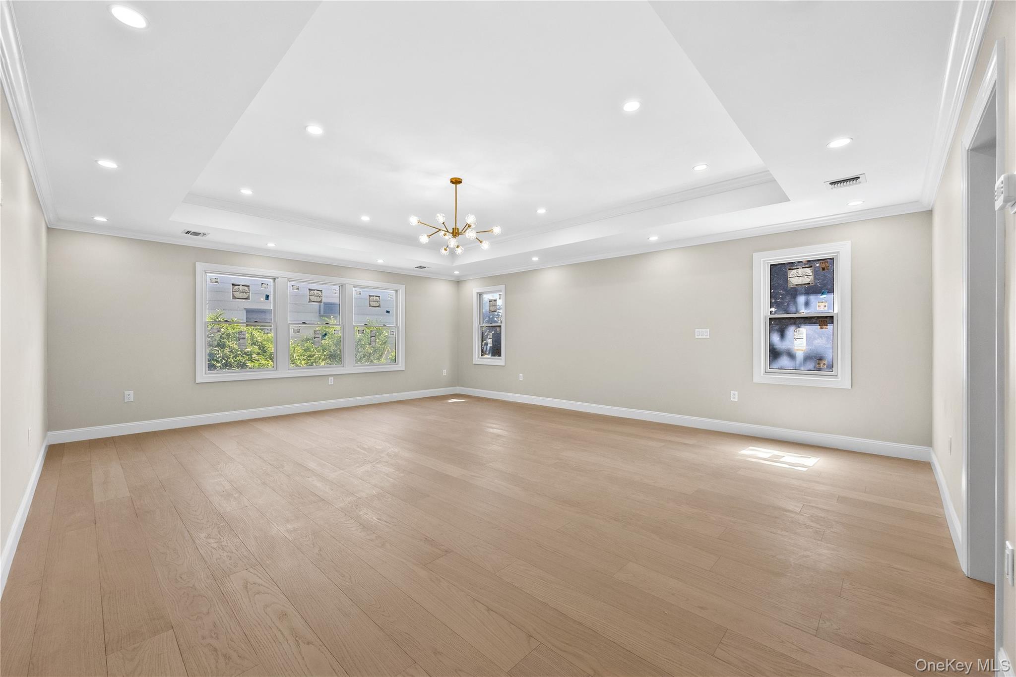 2 CIRCLE Drive — photo 18