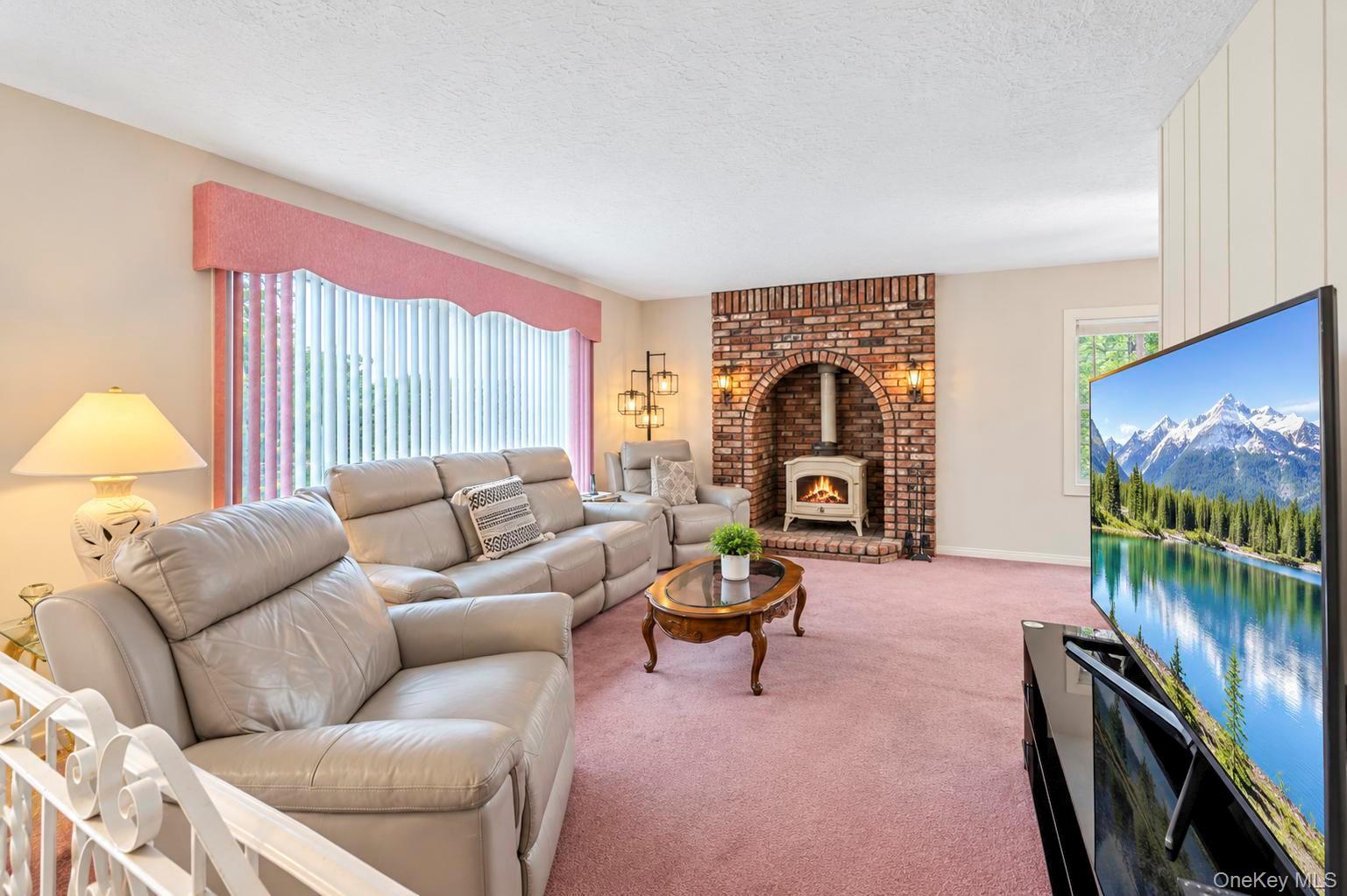 355 Islip Boulevard — photo 18
