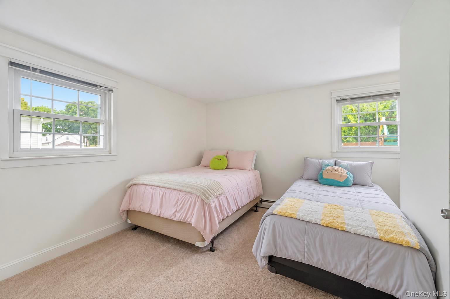 355 Islip Boulevard — photo 40