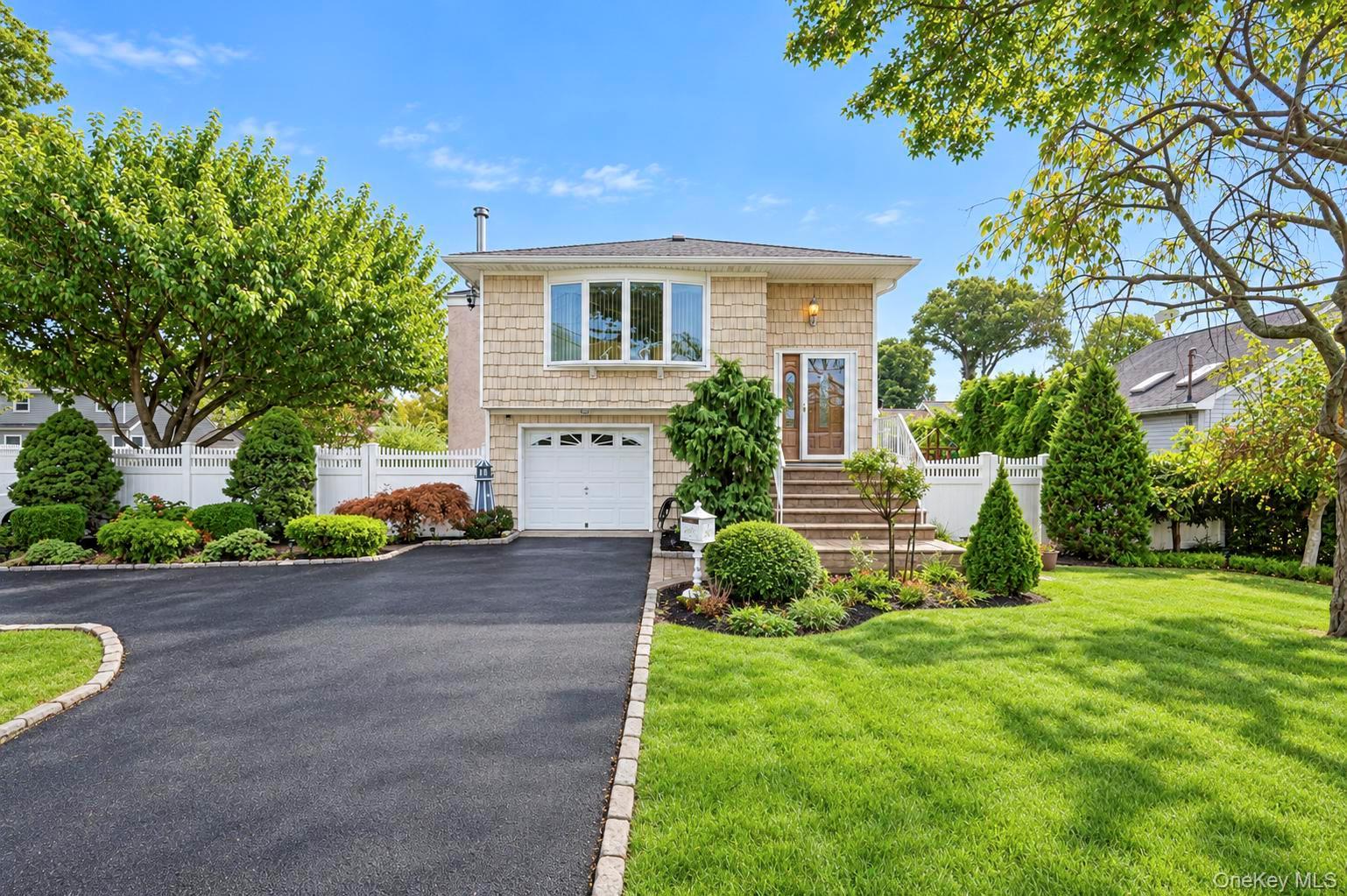 355 Islip Boulevard, West Islip
