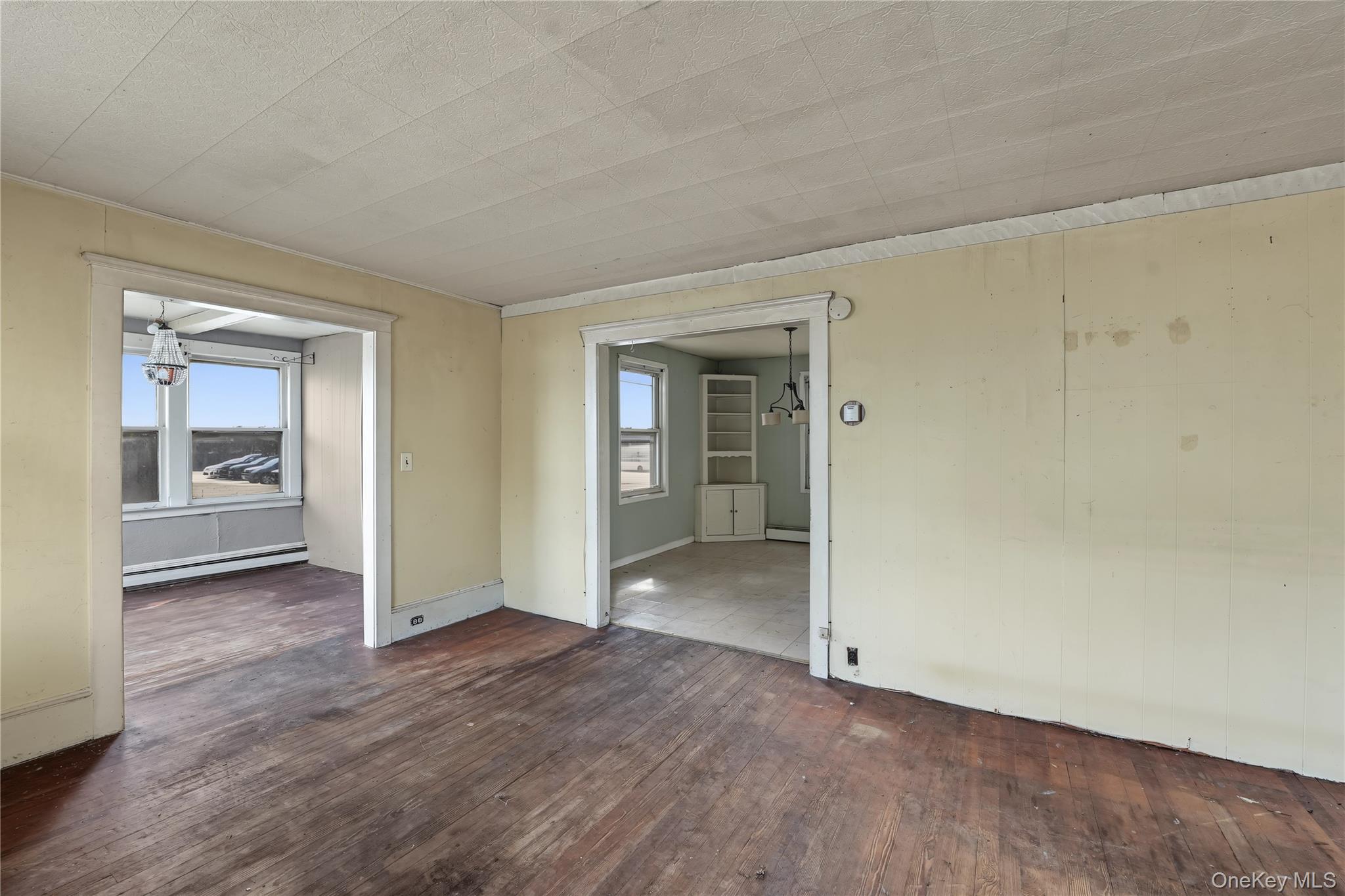 2 Willett Avenue — photo 2
