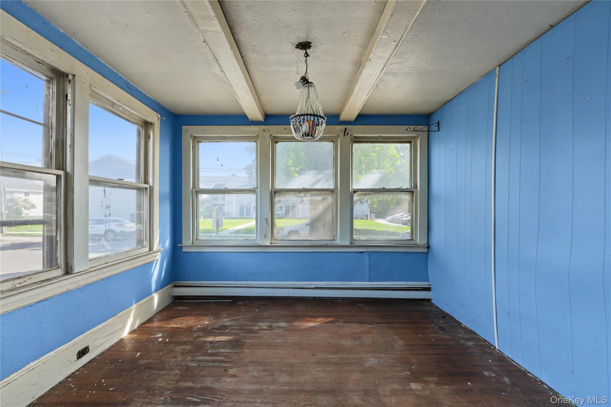 2 Willett Avenue — photo 5