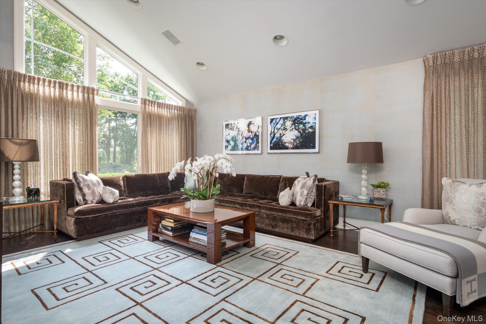 83 Karol Place — photo 6