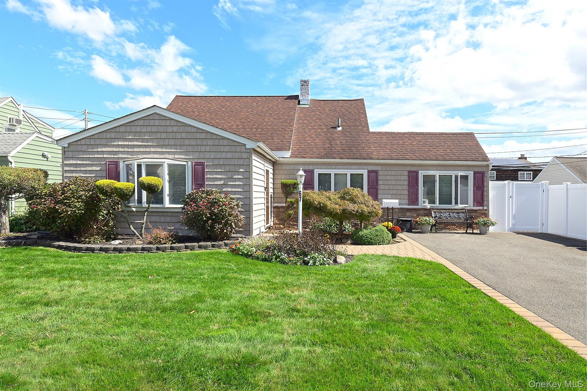 67 Wolcott Road, Levittown