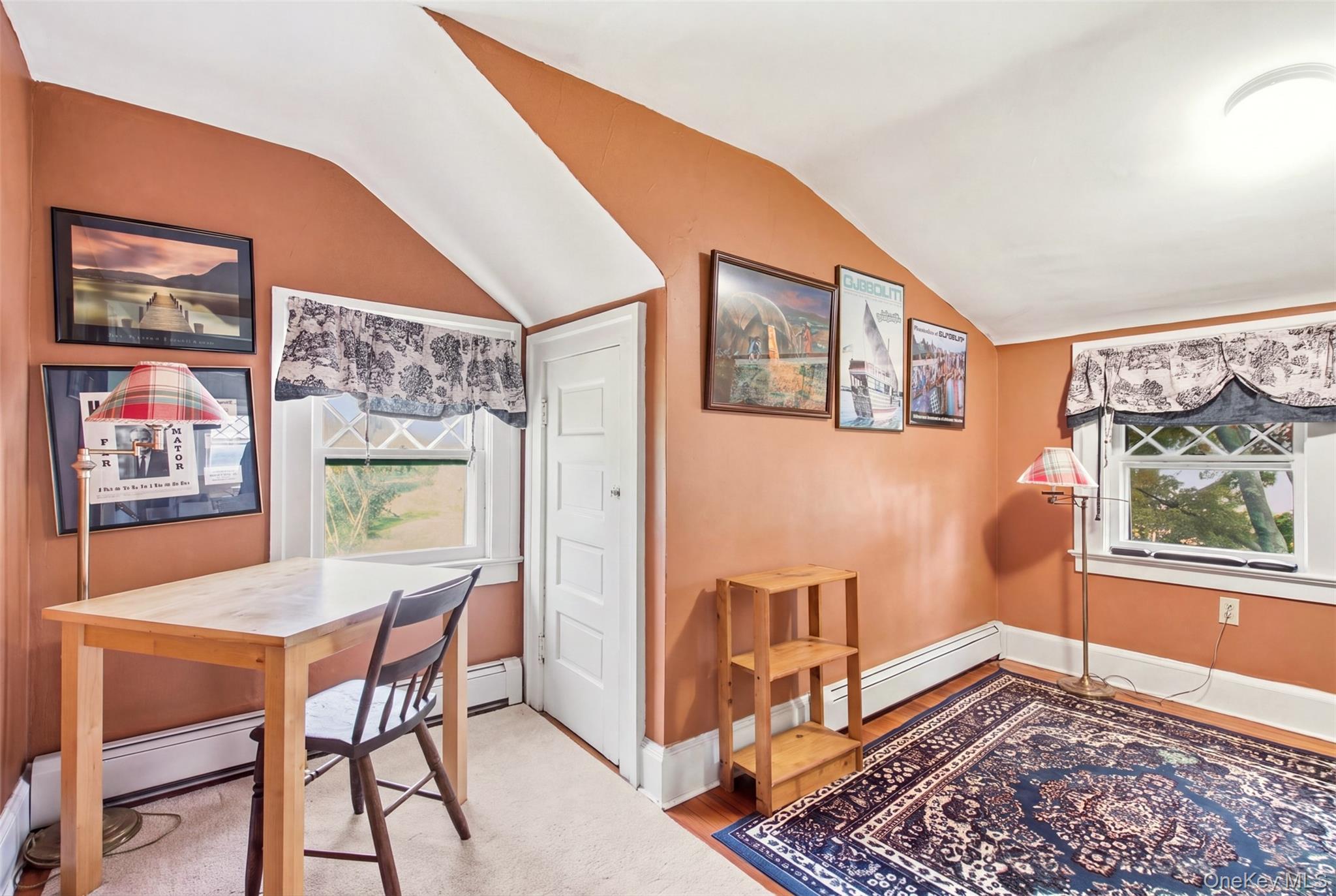 504 West Broadway — photo 14