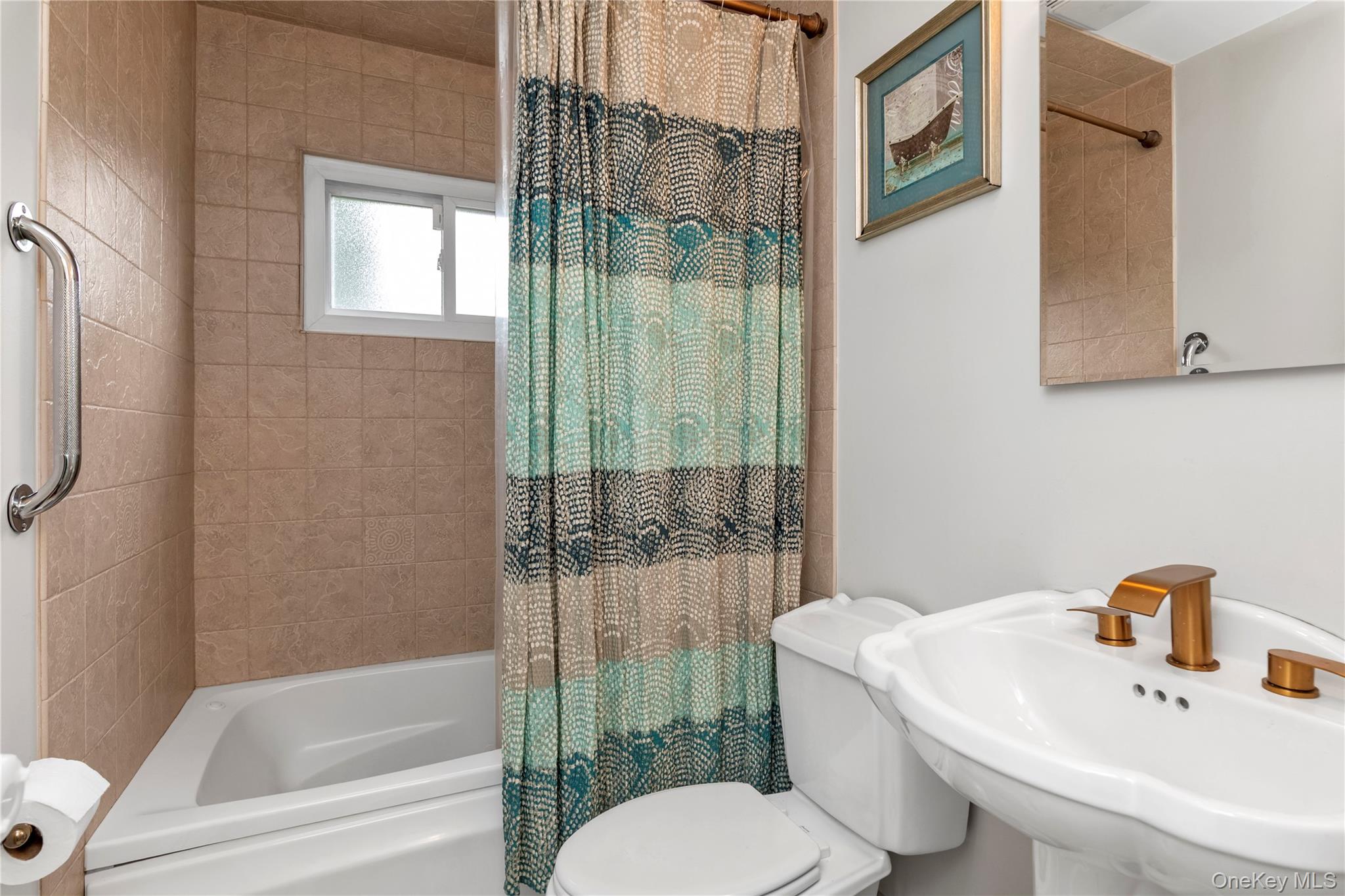 7 Eckert Street — photo 10