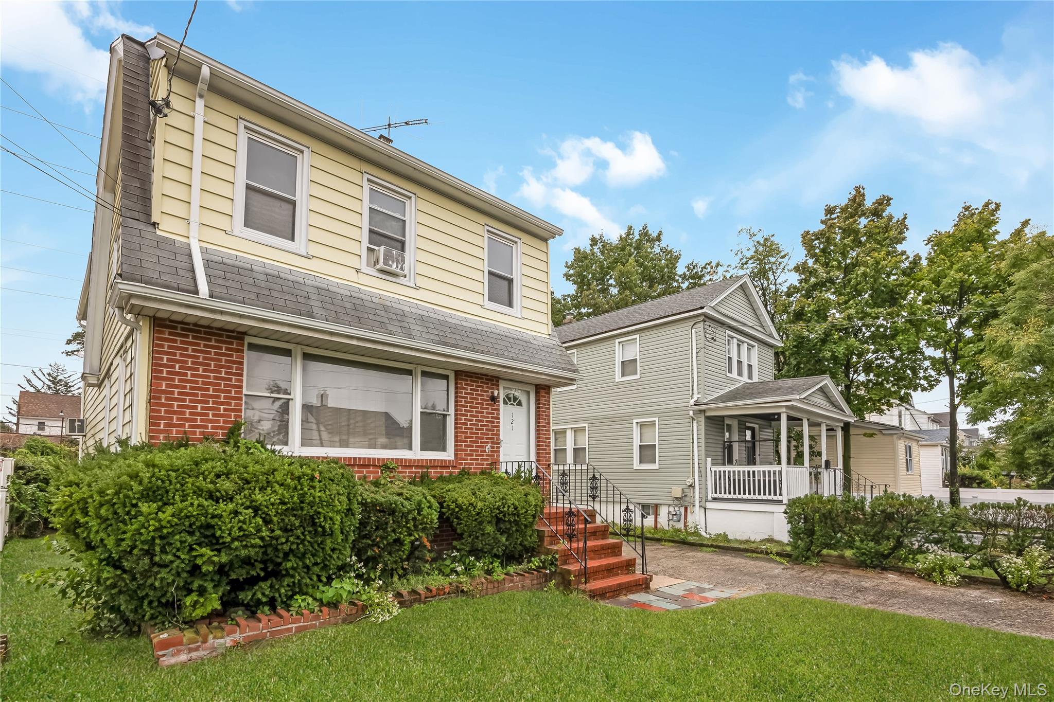 121 Cochran Place — photo 2