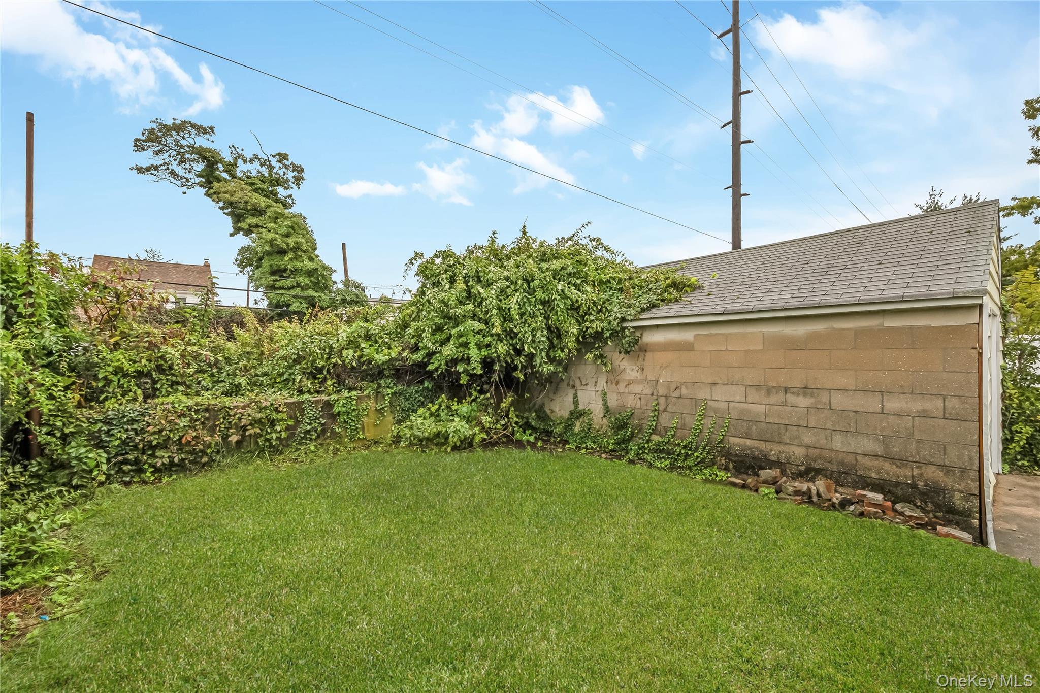 121 Cochran Place — photo 33