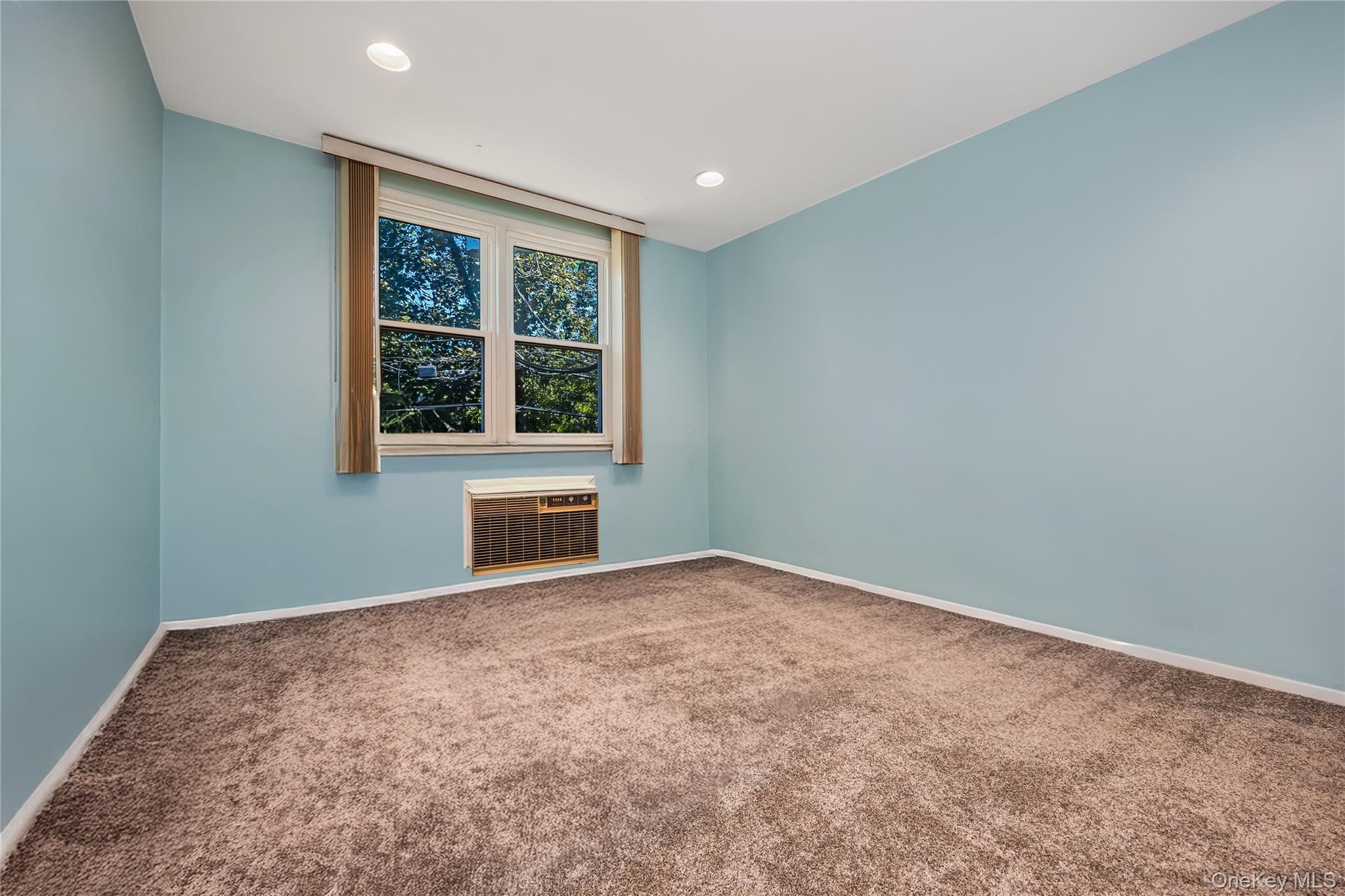 570 Broadway #B11 — photo 14