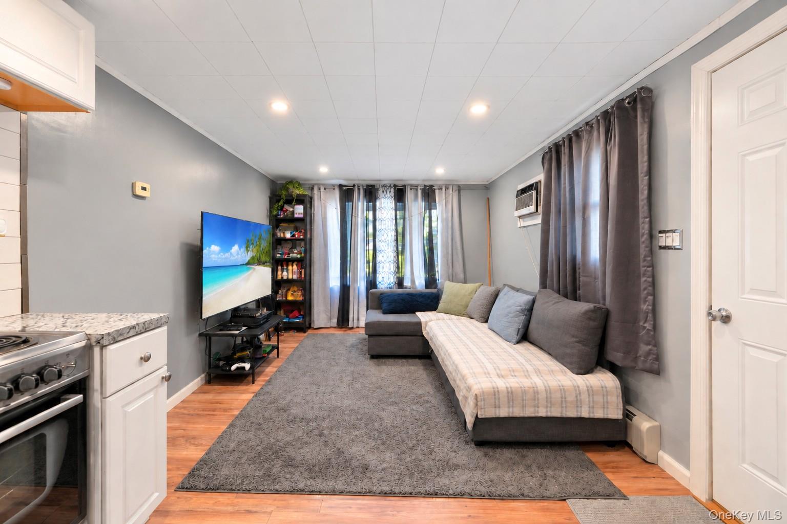 14 Hollingwood Drive — photo 46