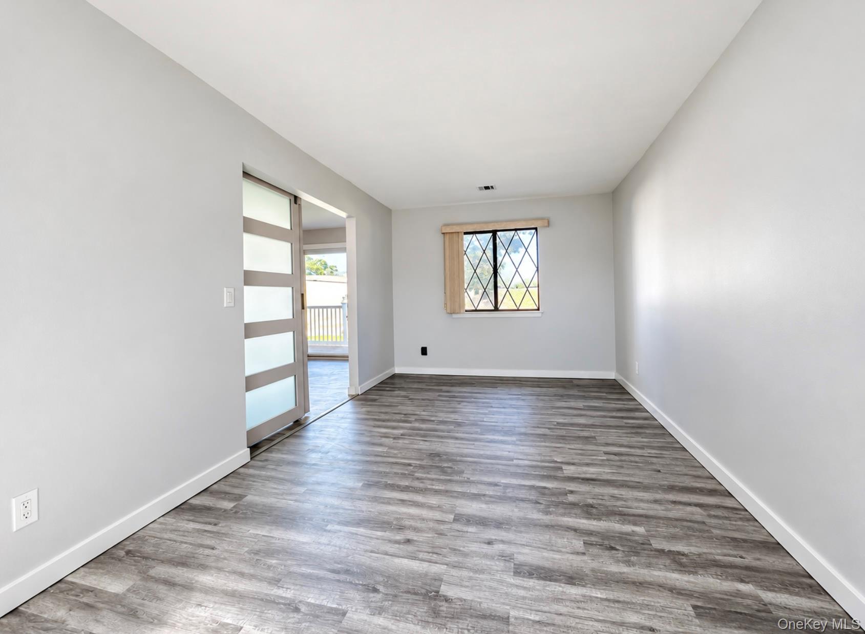 160 Cambridge Drive — photo 12