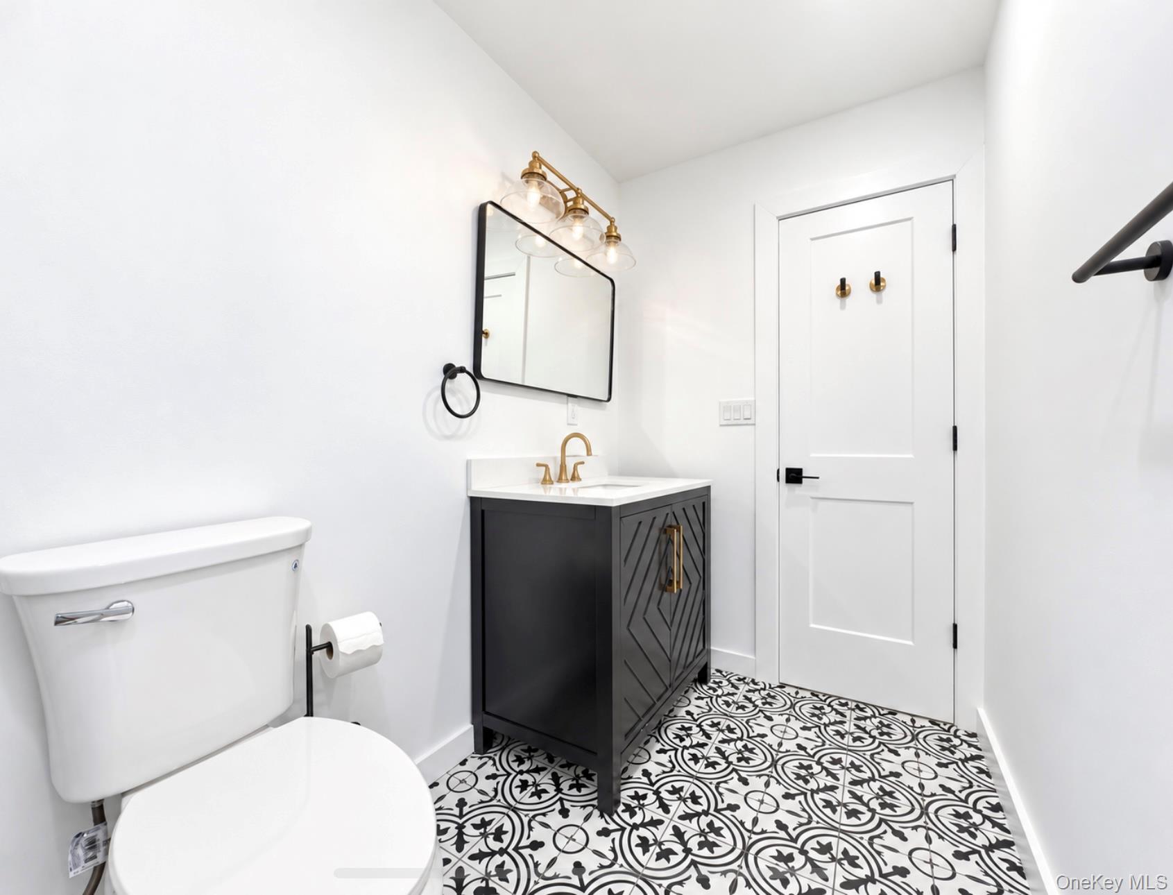 160 Cambridge Drive — photo 19
