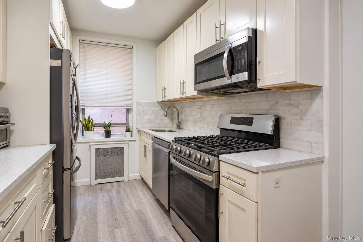 16 Main Street #1Q — photo 10
